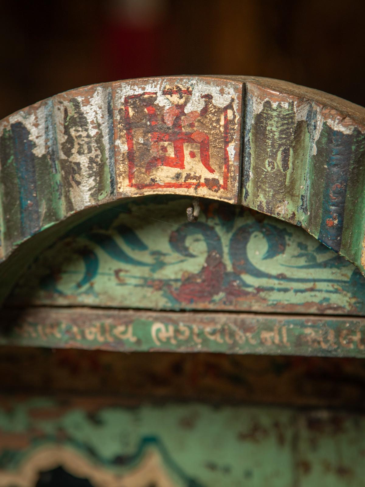 Tempio indiano antico in legno del 19° secolo - OriginalBuddhas in vendita 12