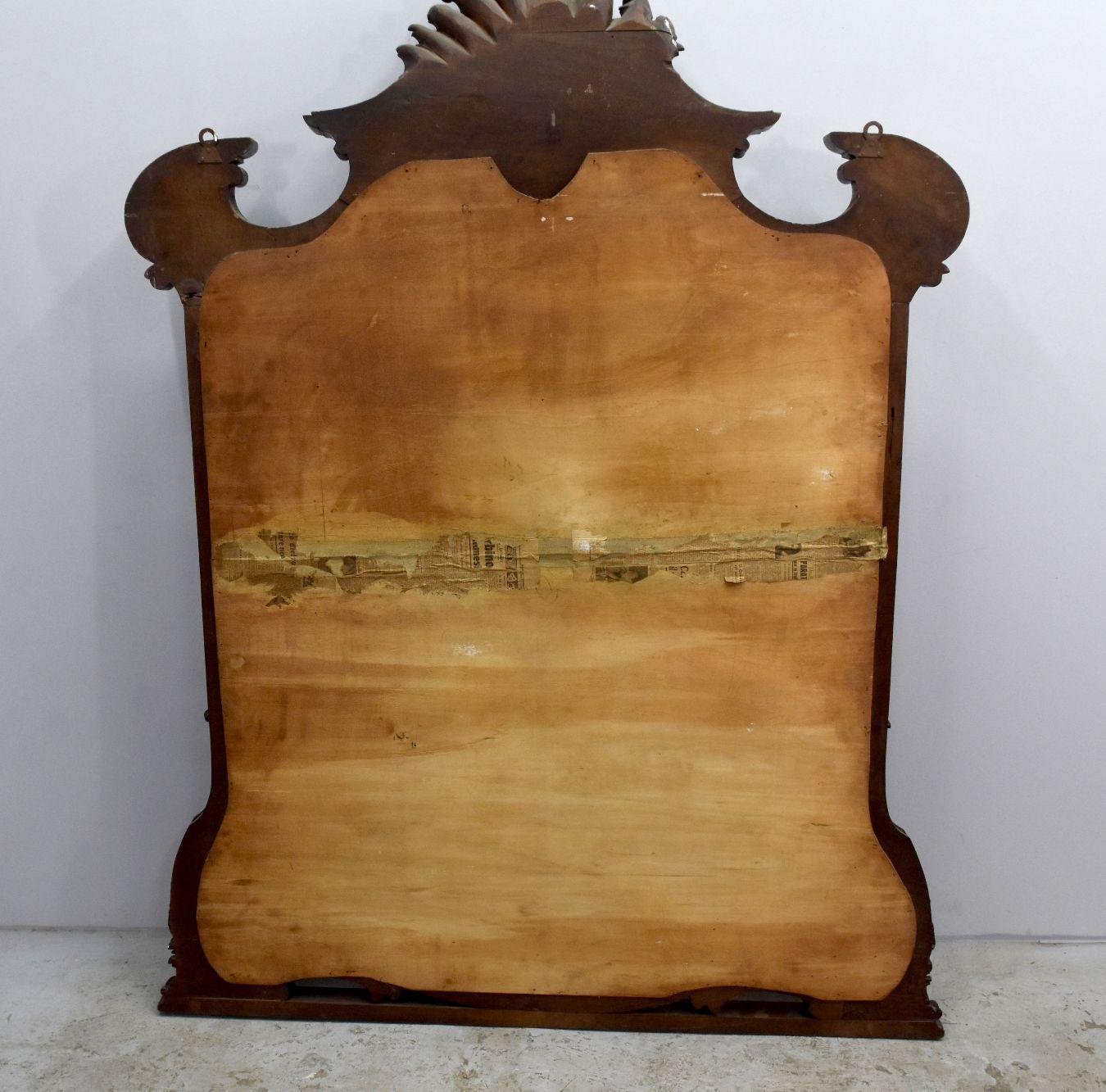 Tavolino da toeletta in legno di noce in stile Rococò Luigi XV del 19° barocco con putti in vendita 9