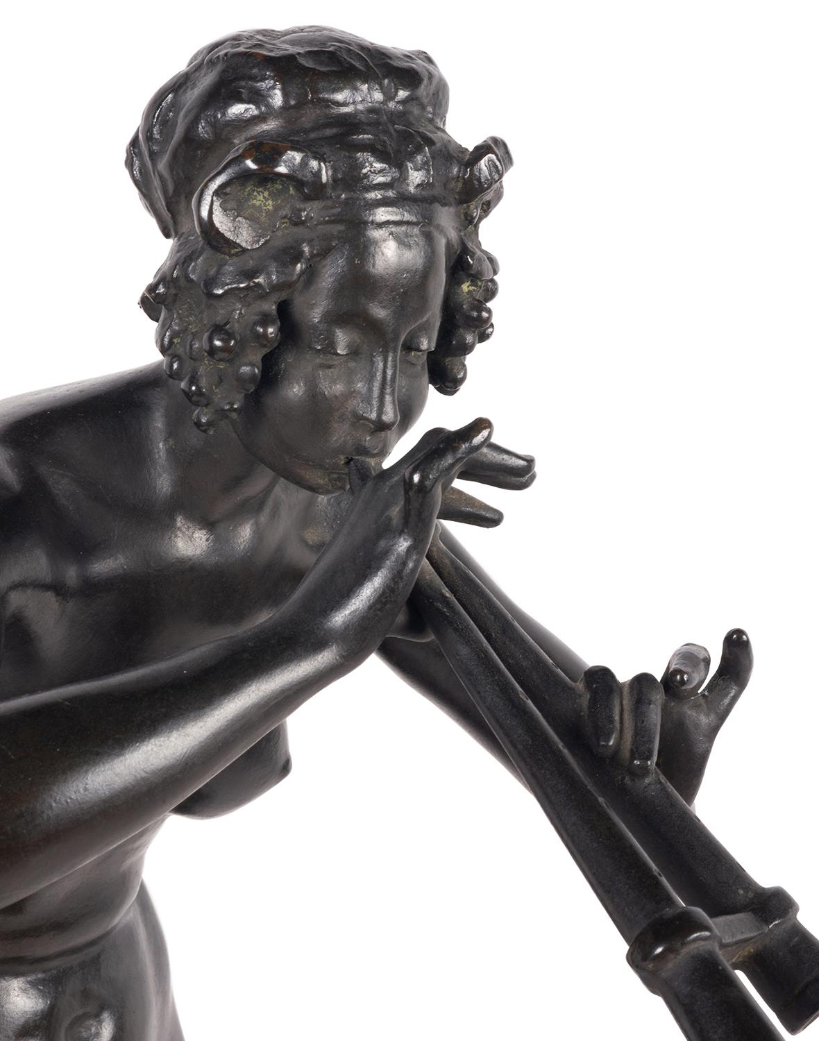 Néoclassique Perroquet classique en bronze du 19ème siècle représentant une femme nue classique en vente