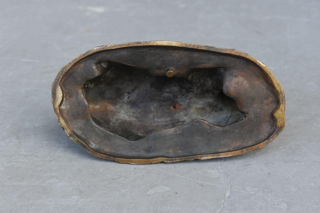 Bronze cerf au repos du 19e siècle en bronze à patine médaillée par Robert Bousquet en vente