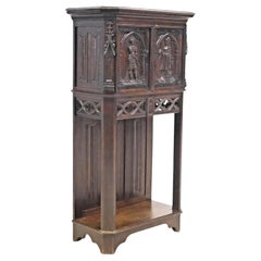 19ème siècle, 1800s Antique French, Gothic Revival, Sculved Oak Credence Cupboard !
