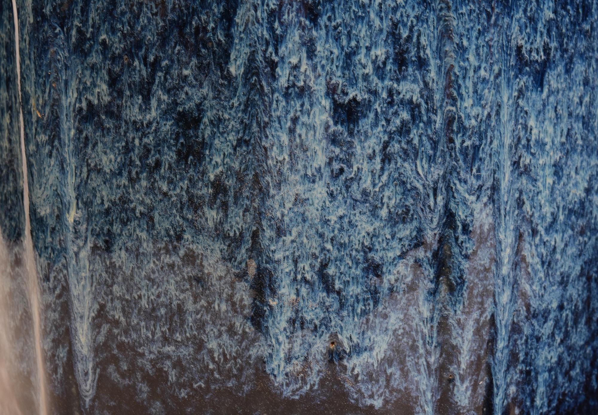 S. XIX, Pareja de antiguas ollas japonesas de cerámica esmaltada azul Shigaraki 
