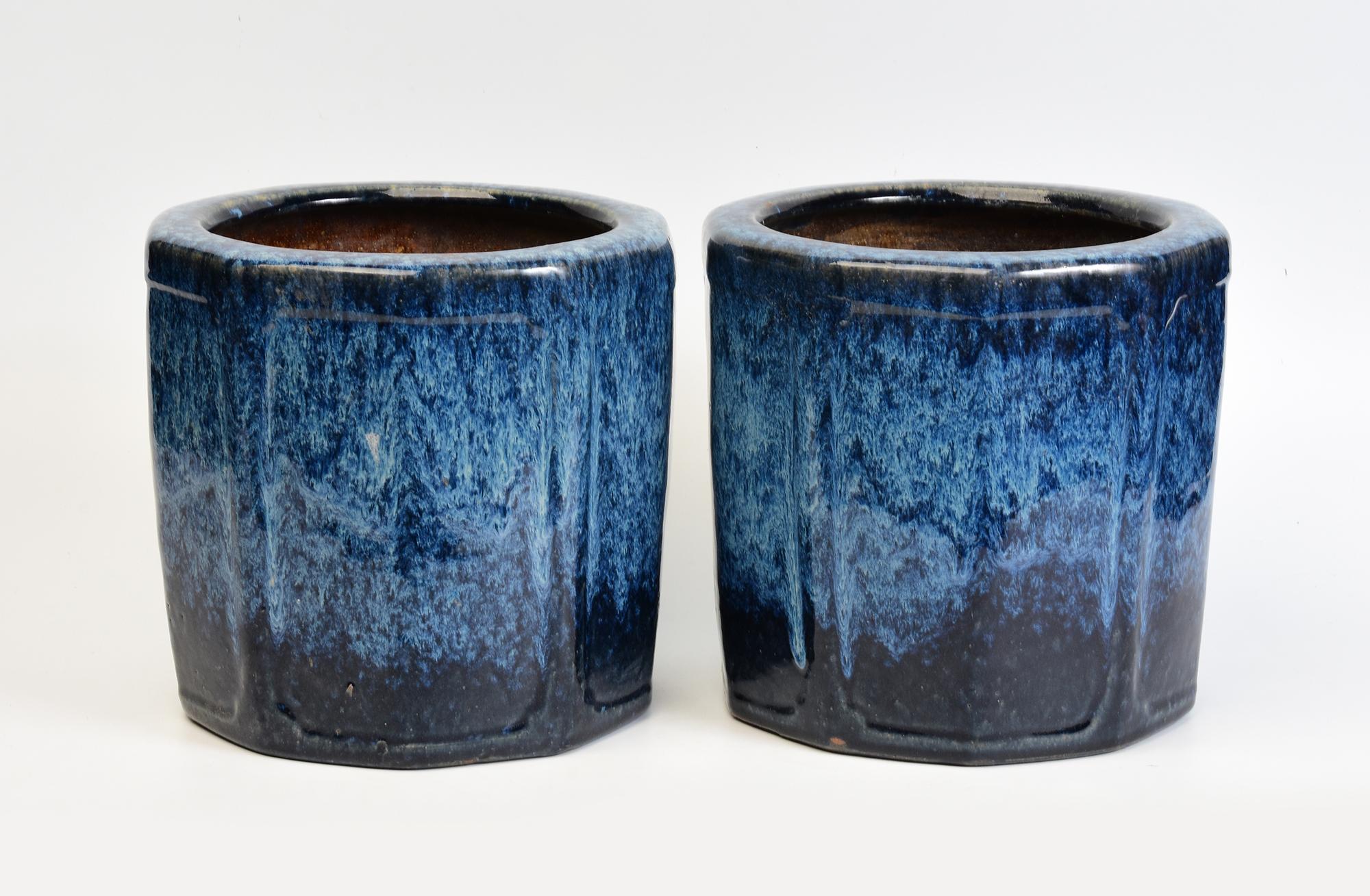 S. XIX, Pareja de antiguas ollas japonesas de cerámica esmaltada azul Shigaraki 