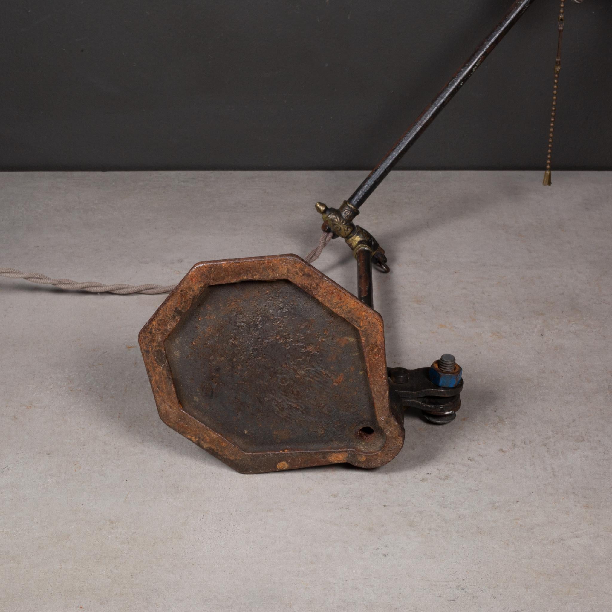 Verstellbare Tischlampe aus Gusseisen mit Käfig aus dem 19.  (KOSTENLOSER VERSAND) (Eisen) im Angebot