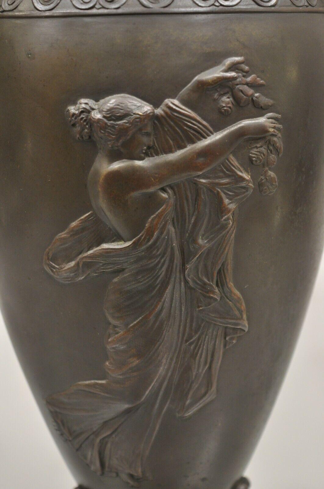 19th C Alfred Daubree French Neoclassical Bronze Figural Urn Vase with Lions In Good Condition For Sale In Philadelphia, PA