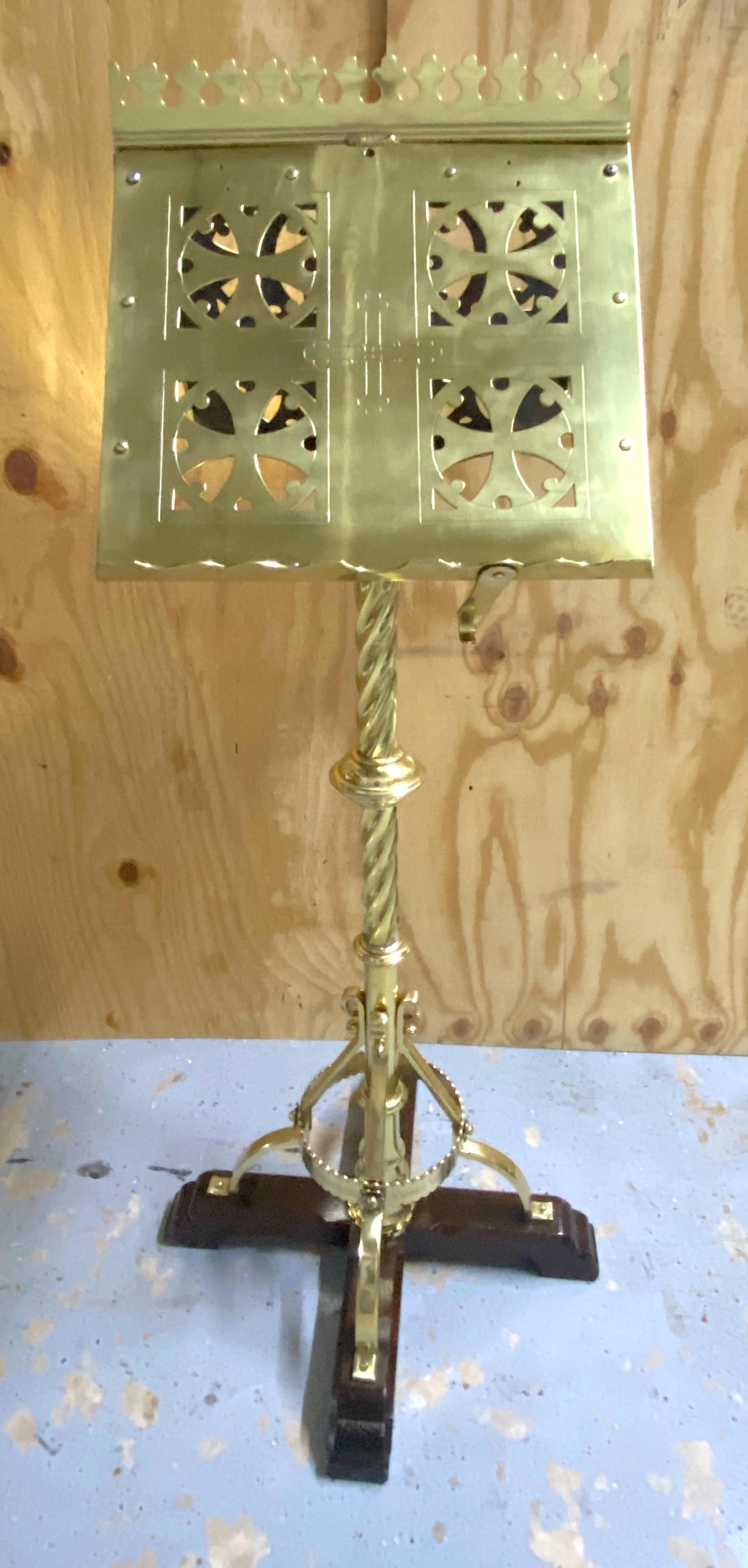 19th C. American Brass Ecclesiastical Revolving Dual Sided Lectern/ Music Stand  For Sale 1