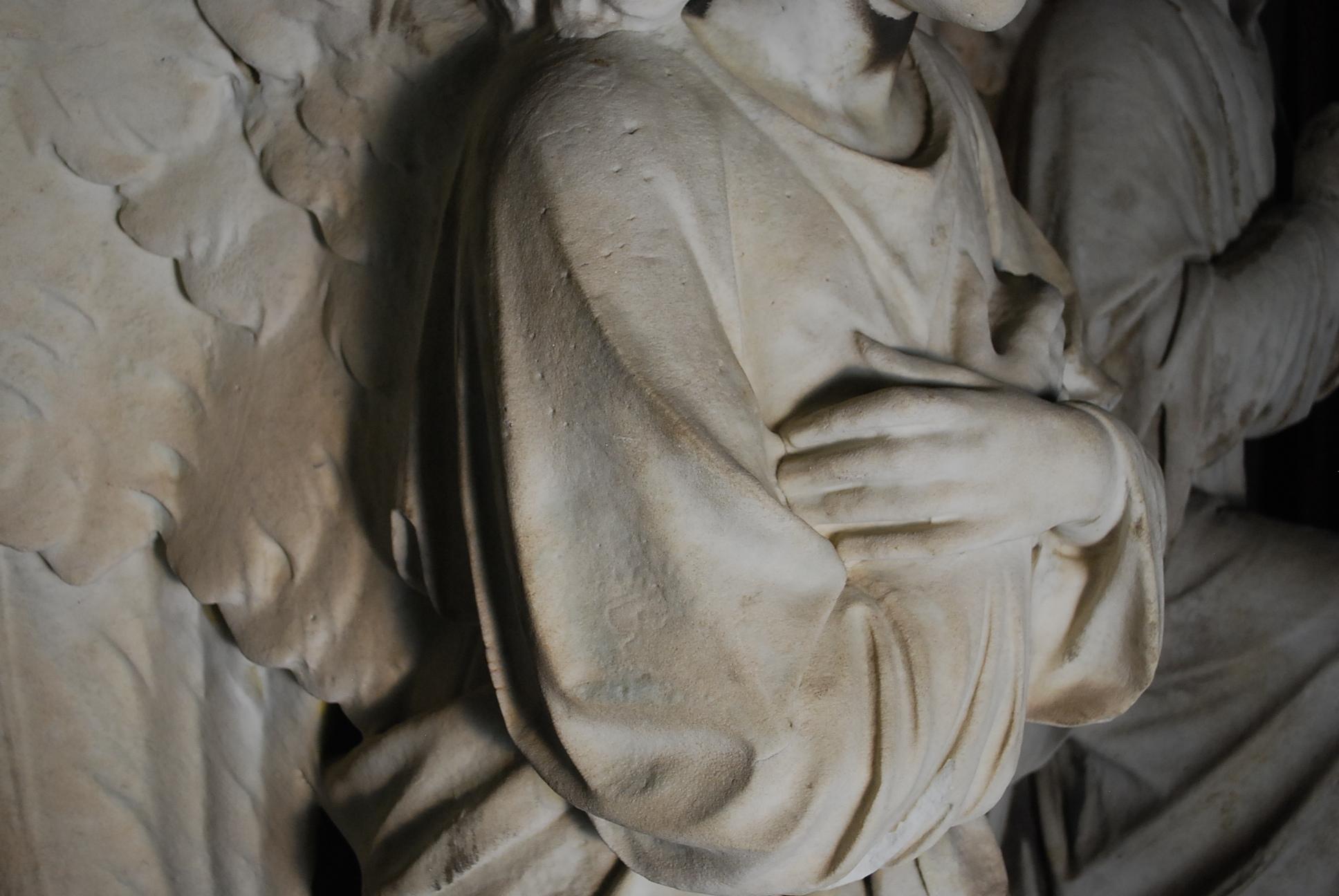 Sculpté Grandes et authentiques statues d'anges en marbre sculptées américaines en vente