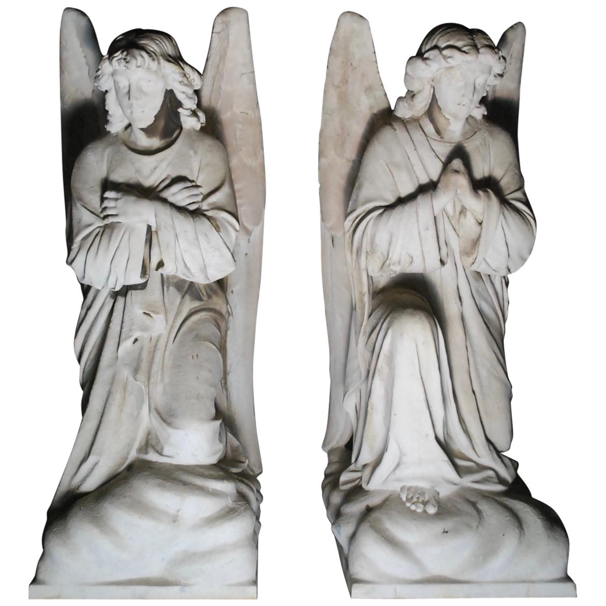 Grandes et authentiques statues d'anges en marbre sculptées américaines en vente