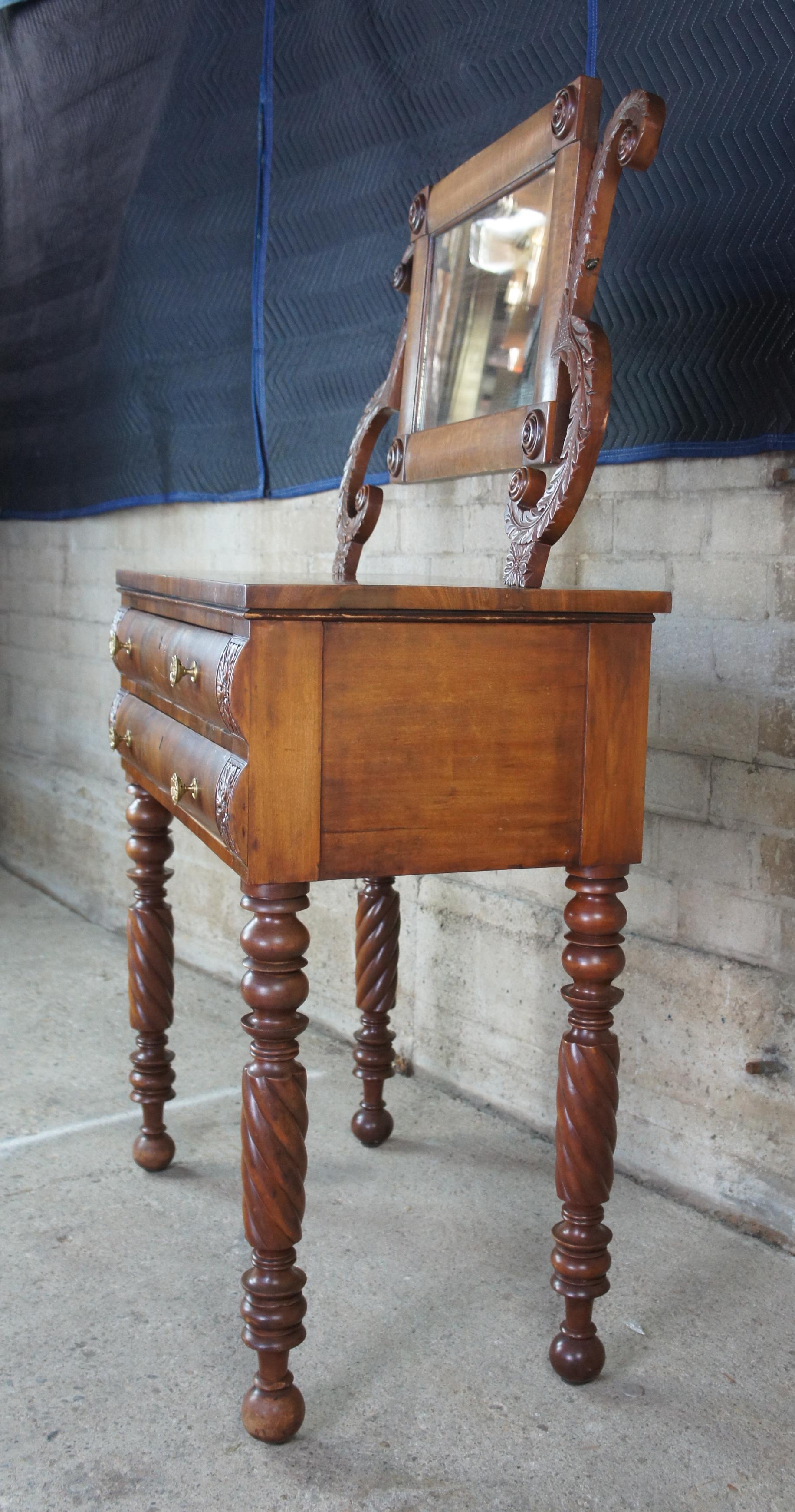 Table de coiffeuse de bureau de style Empire américain du 19e siècle en acajou flammé avec support de façonnage en vente 5