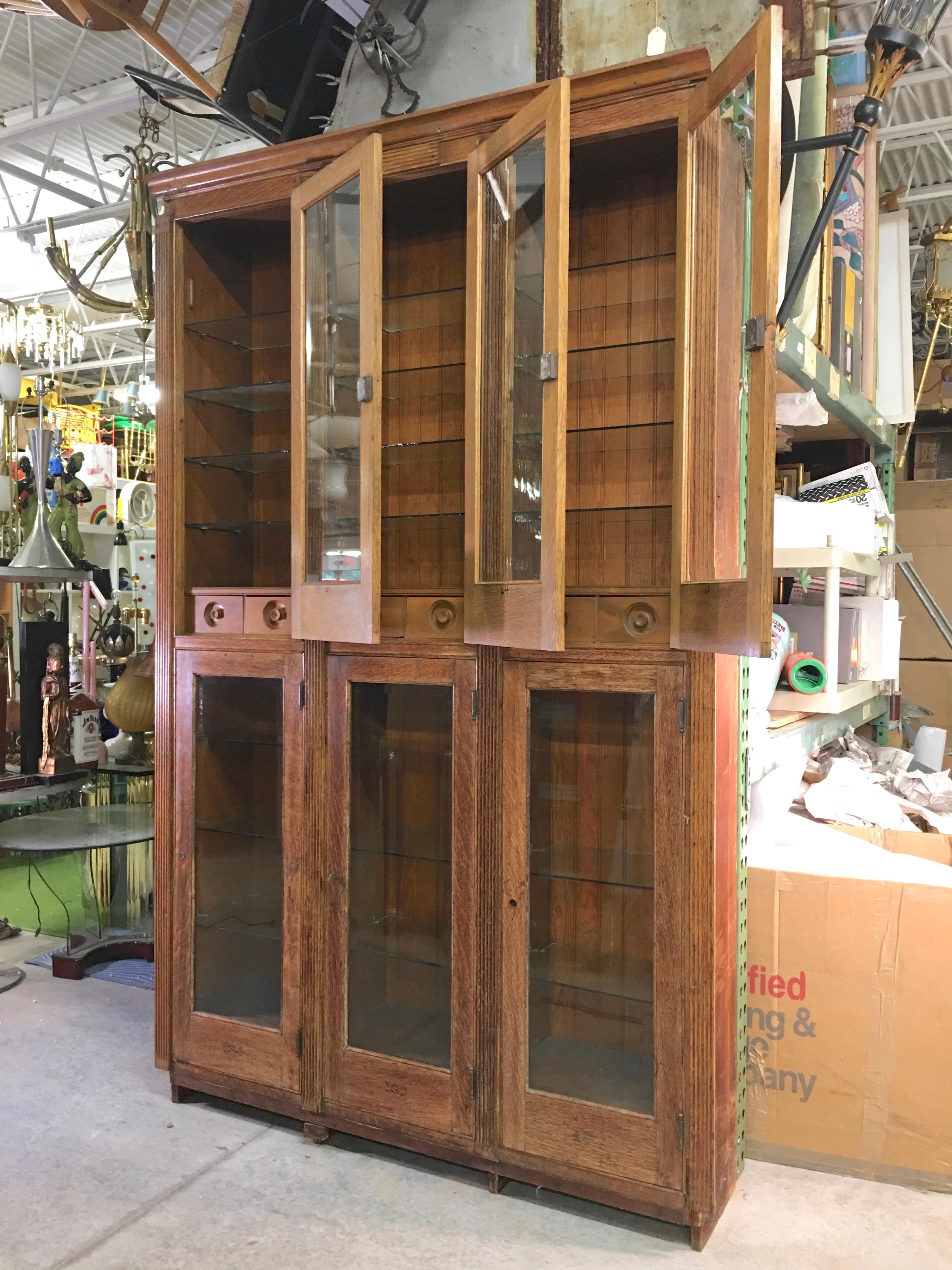 19th Century American Oak & Glass Six-Door Cupboard For Sale 4