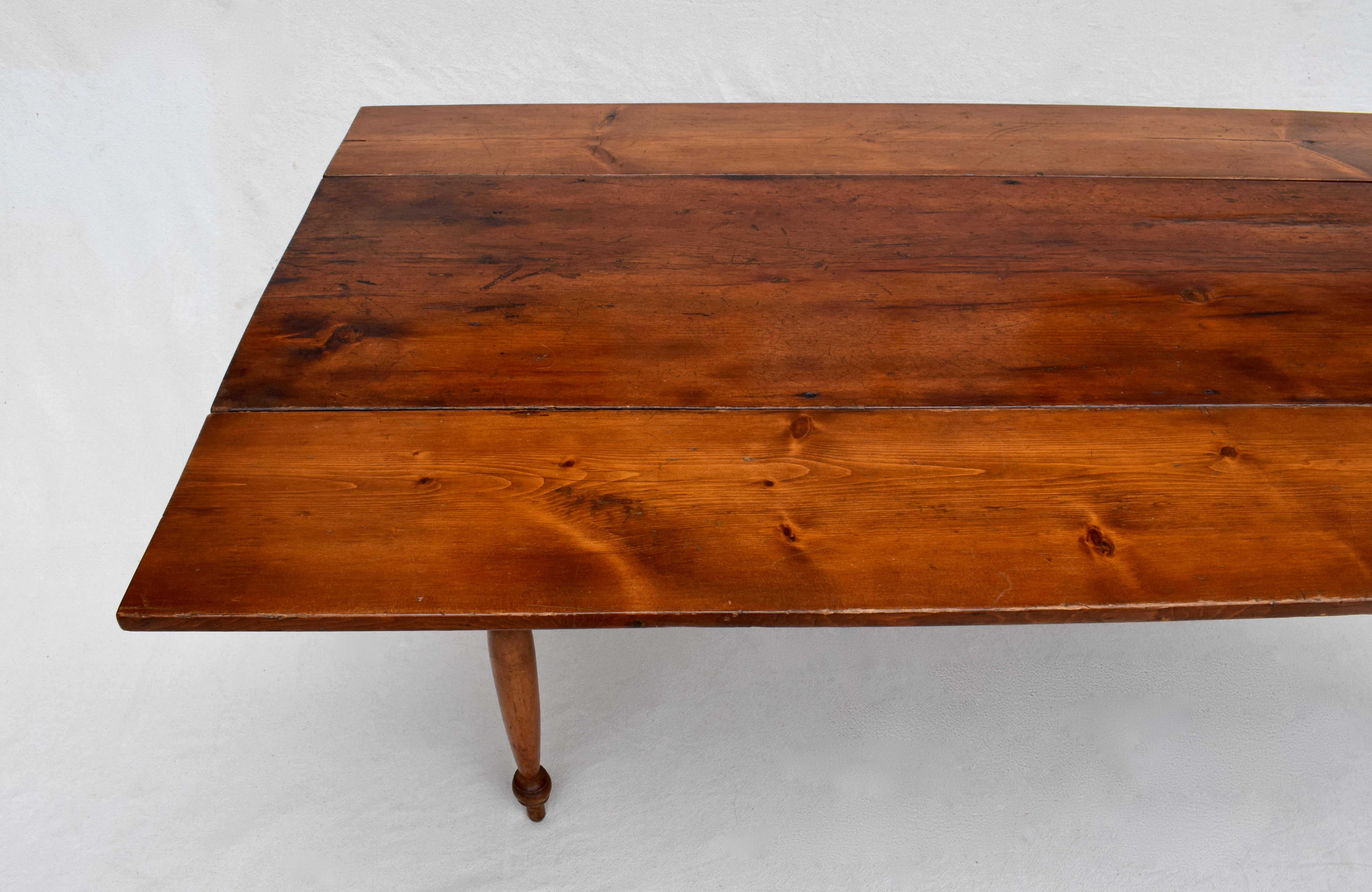 Country 19th c. American Pine Farmhouse Drop Leaf Dining Table