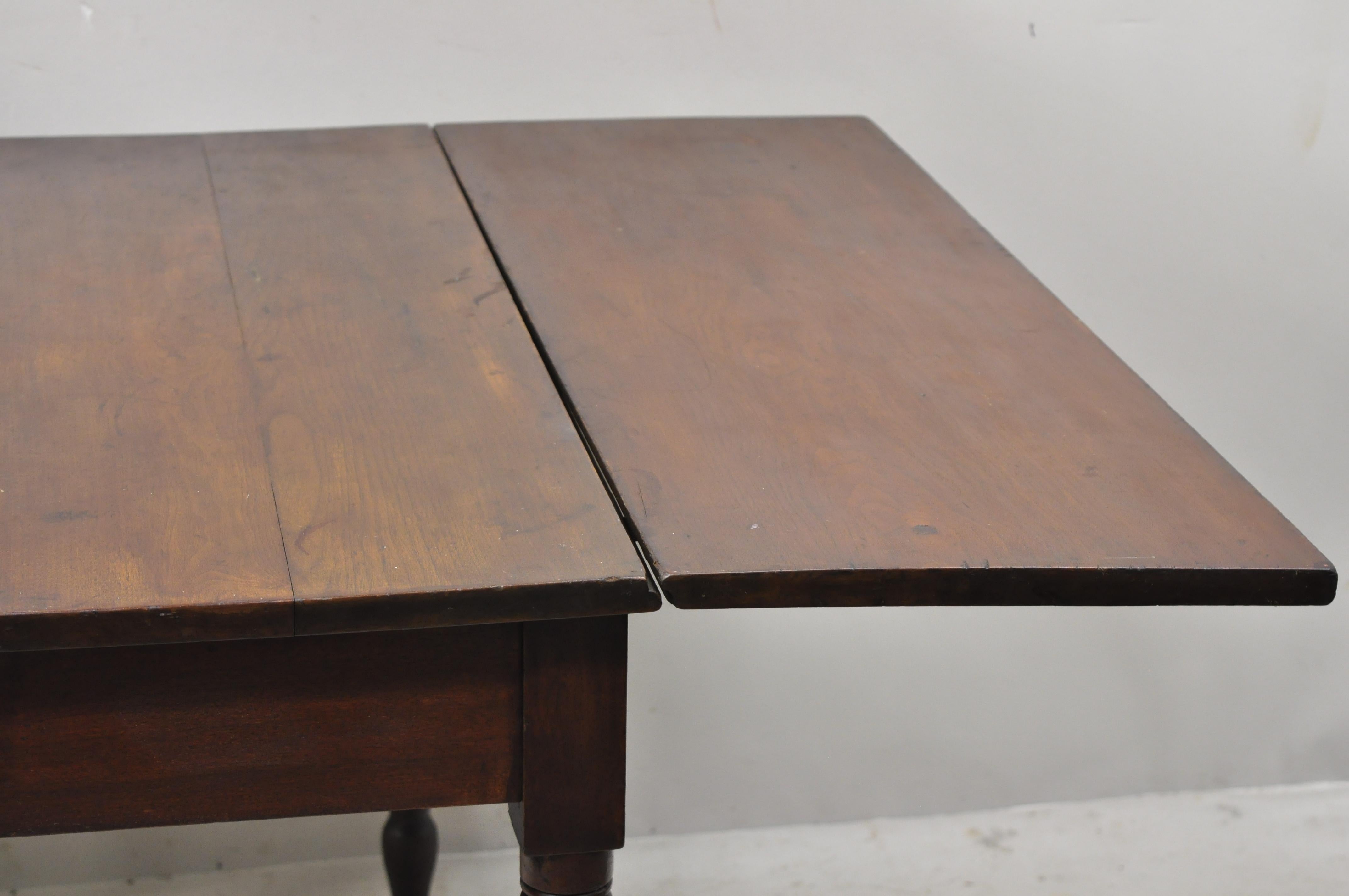 American Primitive Colonial Drop Leaf Walnut Breakfront Dining Table In Good Condition In Philadelphia, PA