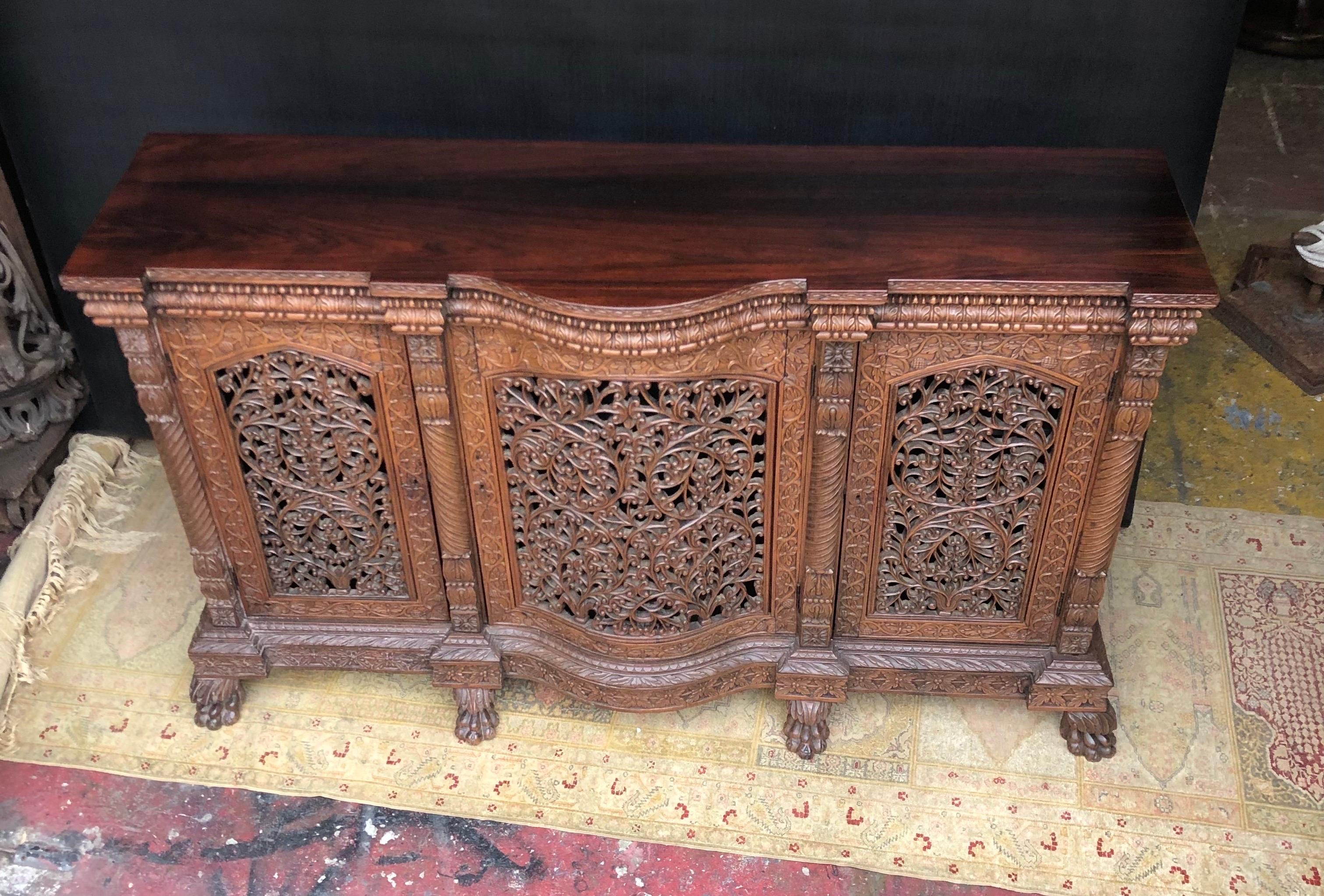 19th C. Anglo Indian Regency Carved Mahogany & Padouk Sideboard / Credenza For Sale 4