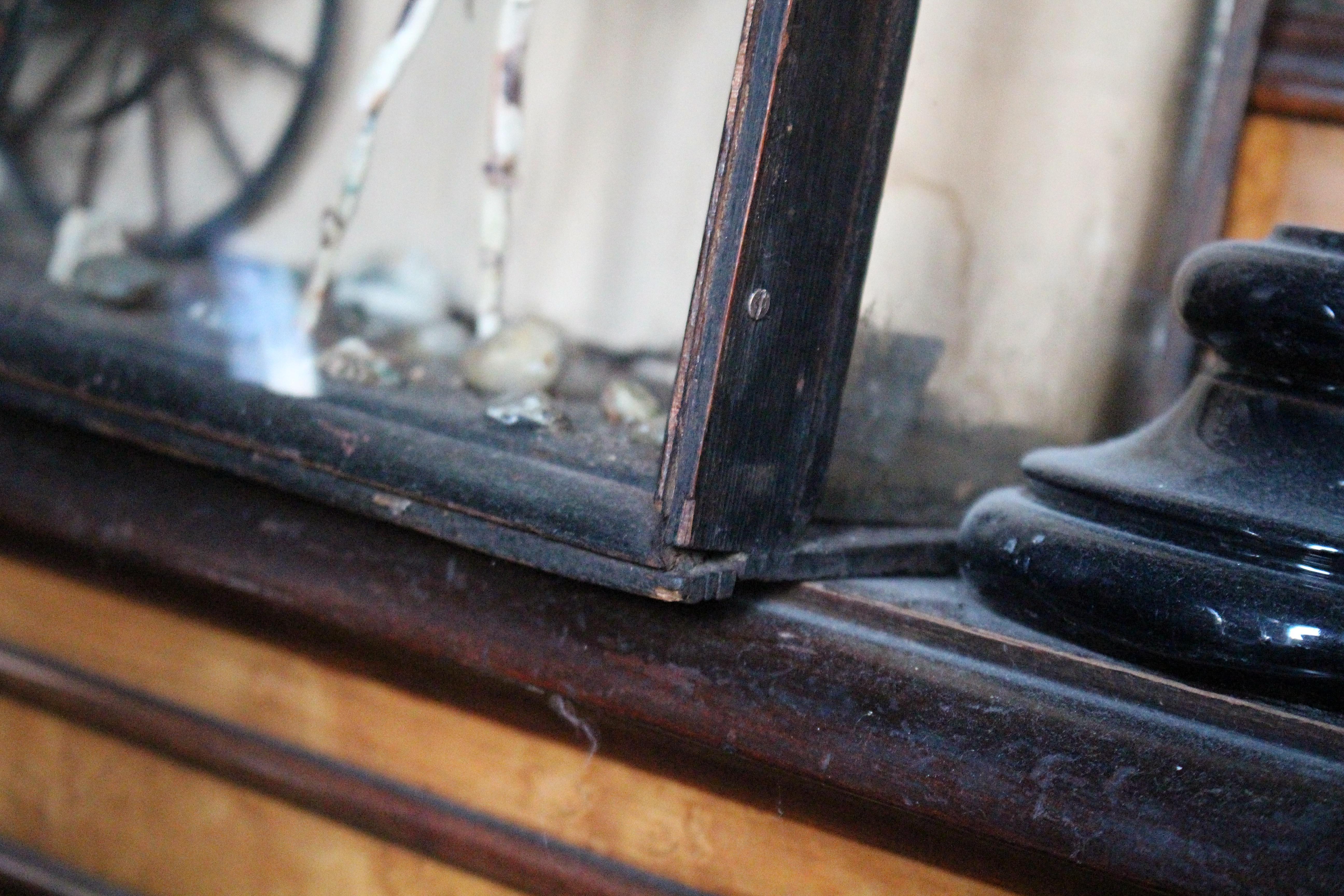 A.I.C.C. Taxidermie scène anthropomorphe de caméléon et de crustacé Walter Potter en vente 10