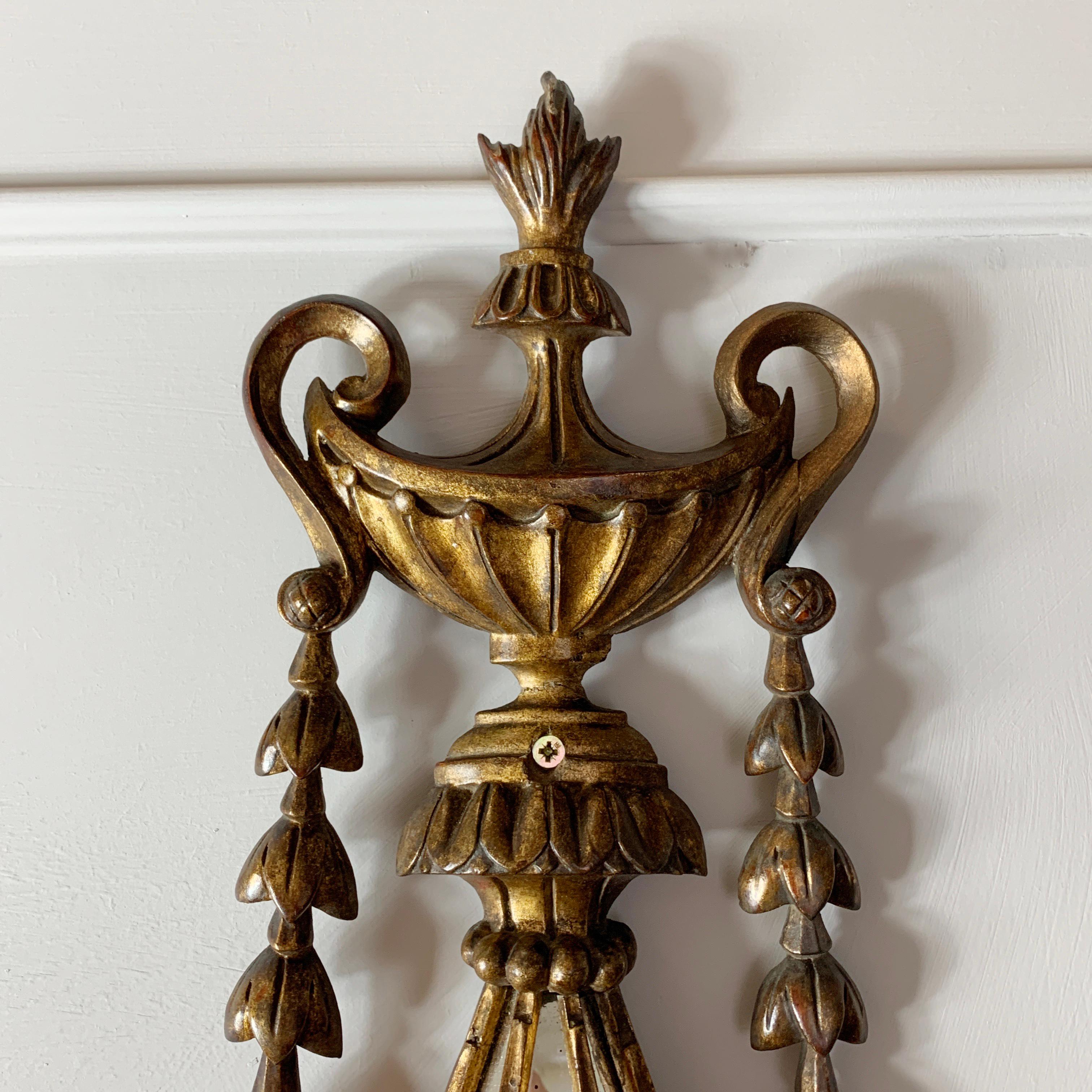 19. Jahrhundert Antique French, vergoldeter Facettenspiegel Wandleuchter (Handgefertigt) im Angebot
