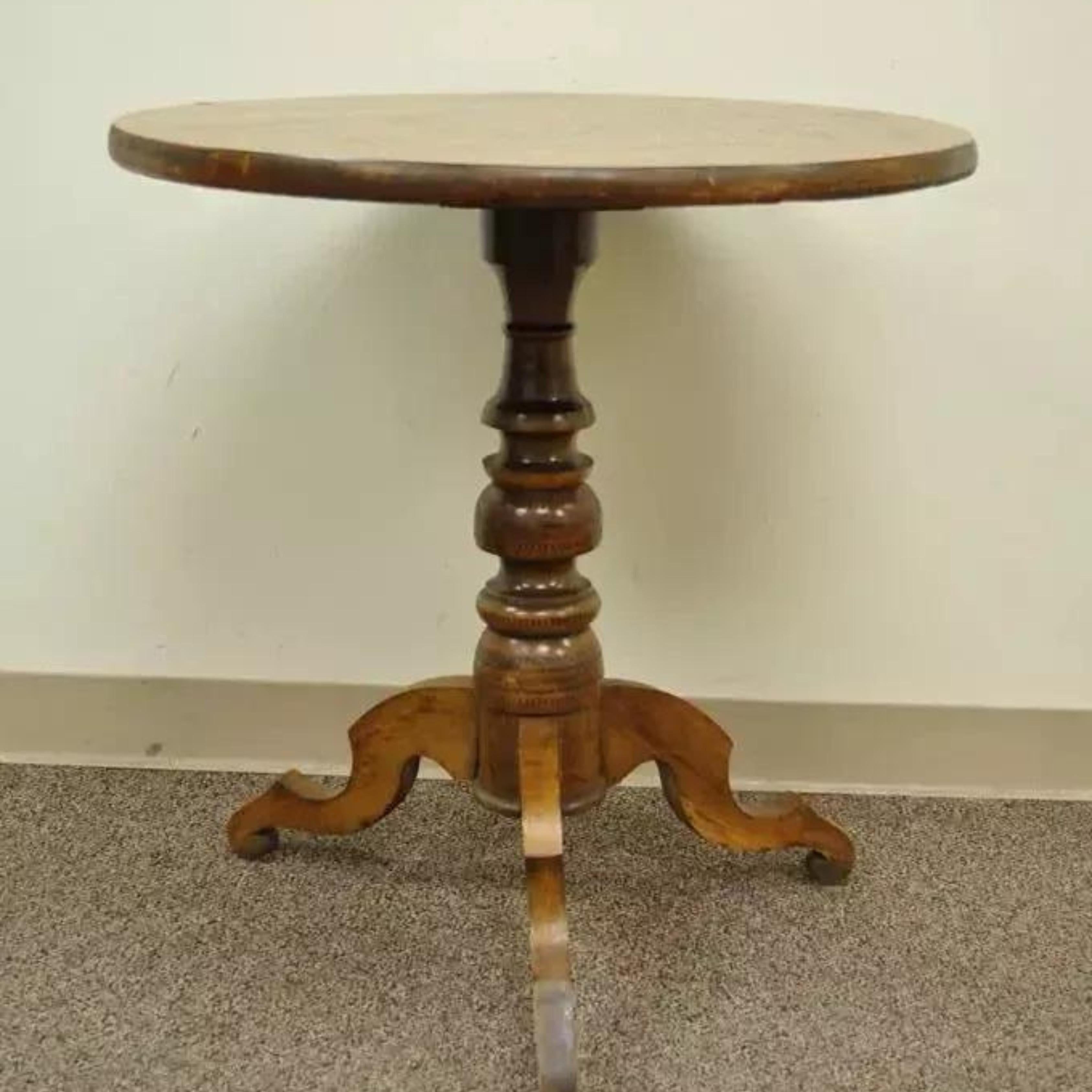 19th Century Antique Italian Sorrentino Parquetry Inlaid Round Pedestal Center Table. Item features beautiful parquet inlay on table top and pedestal base, shapely tripod legs, sturdy solid wood construction, very nice vintage item. Circa 19th