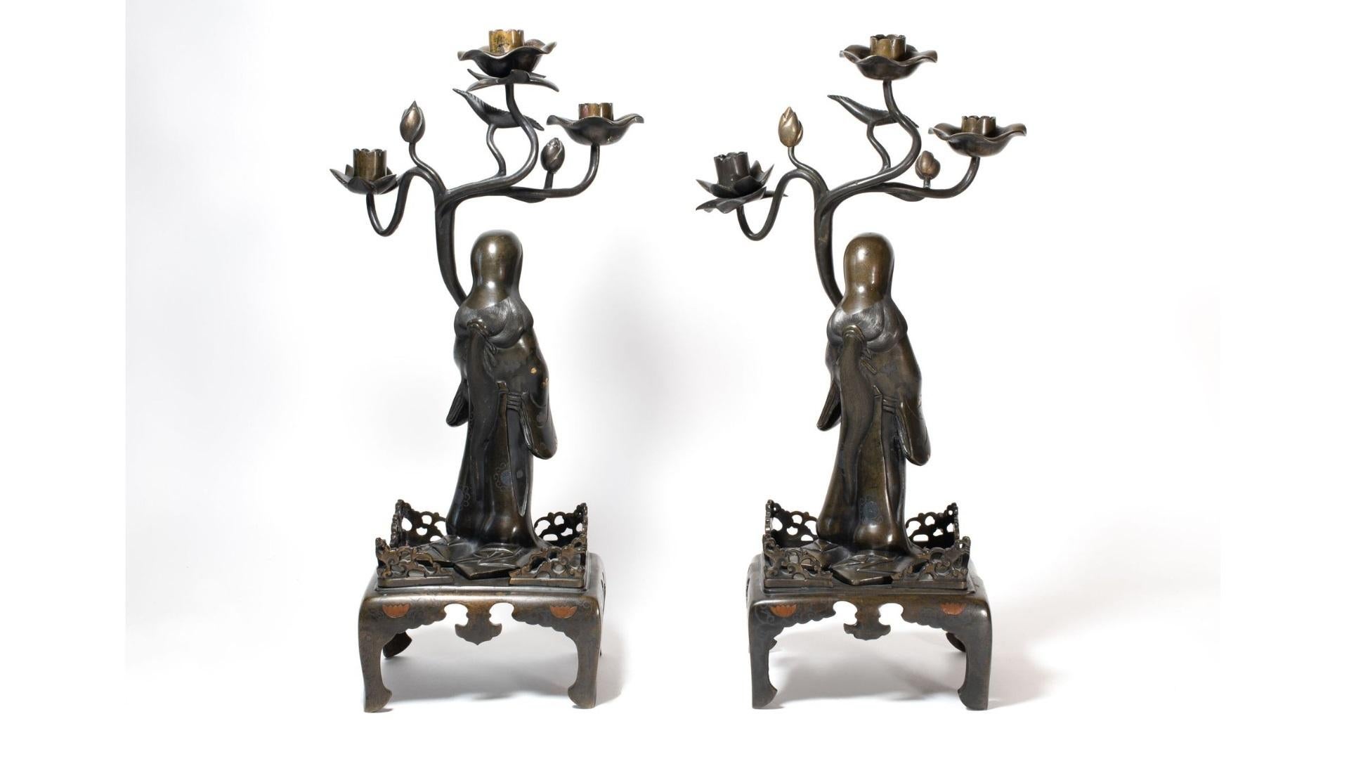 19th C Antique Meiji Period Japanese Shibuichi Mixed Metal Candle Sticks Bronze In Excellent Condition For Sale In Amsterdam, Noord Holland