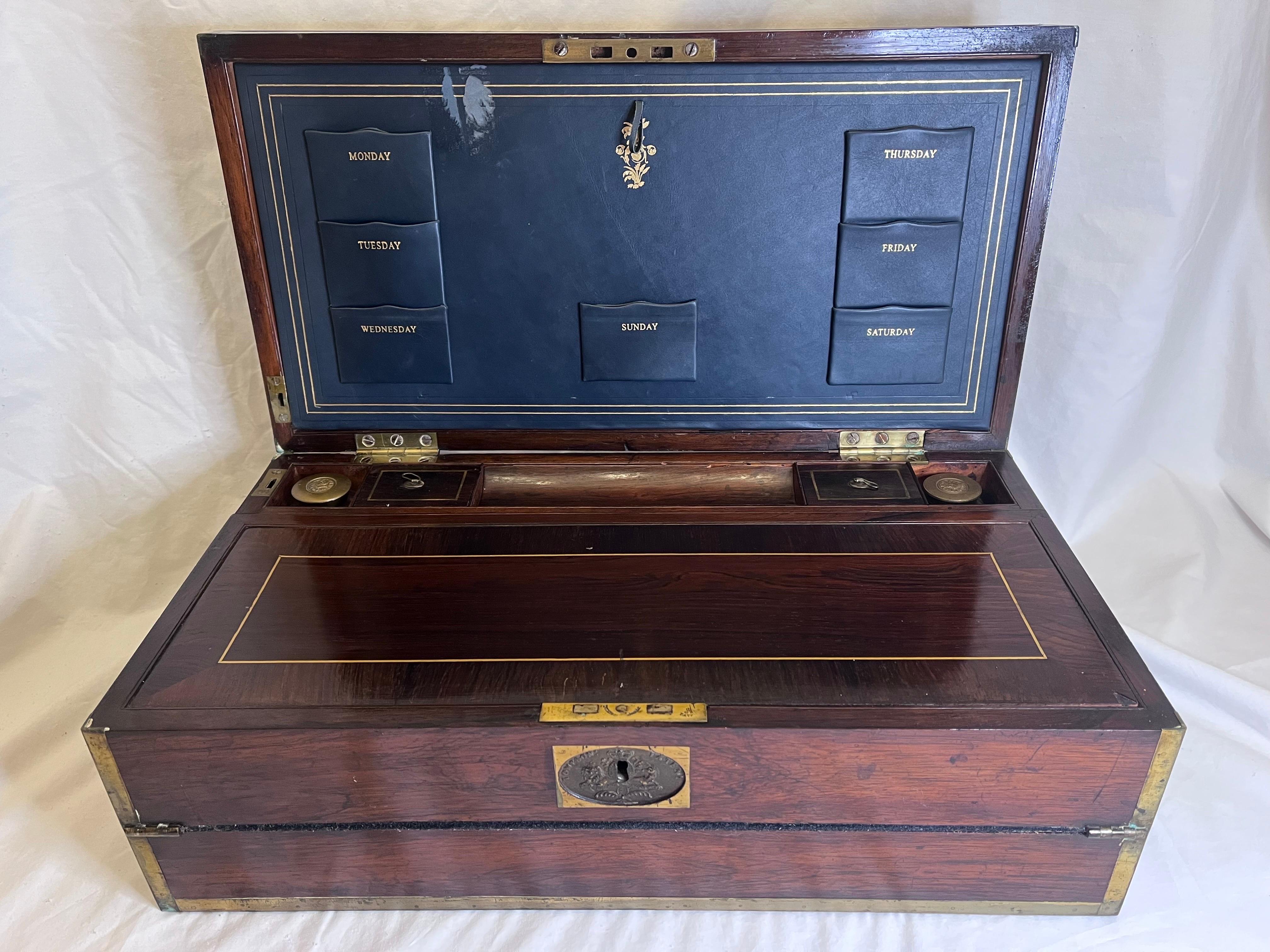 19th C Antique Military Campaign English Traveling Writing Desk Tompson Patent  In Fair Condition For Sale In Atlanta, GA