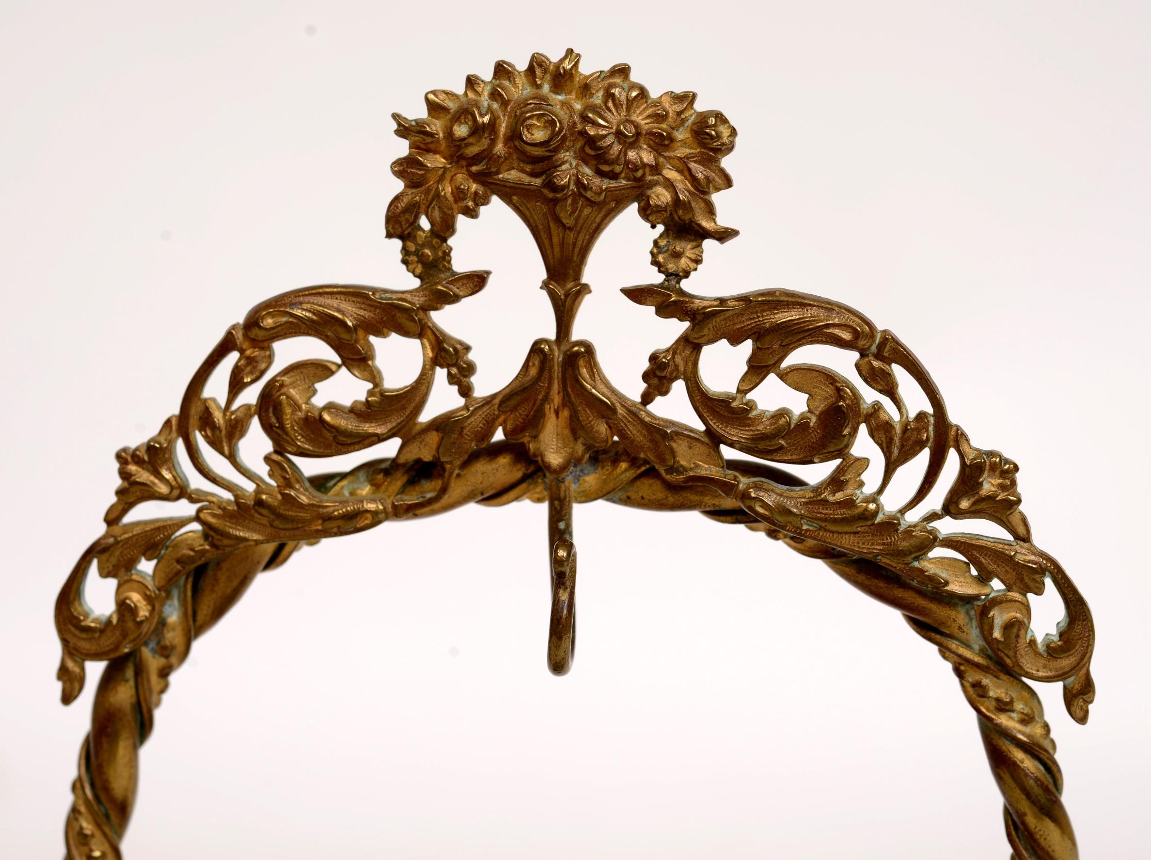 porte montre ancien