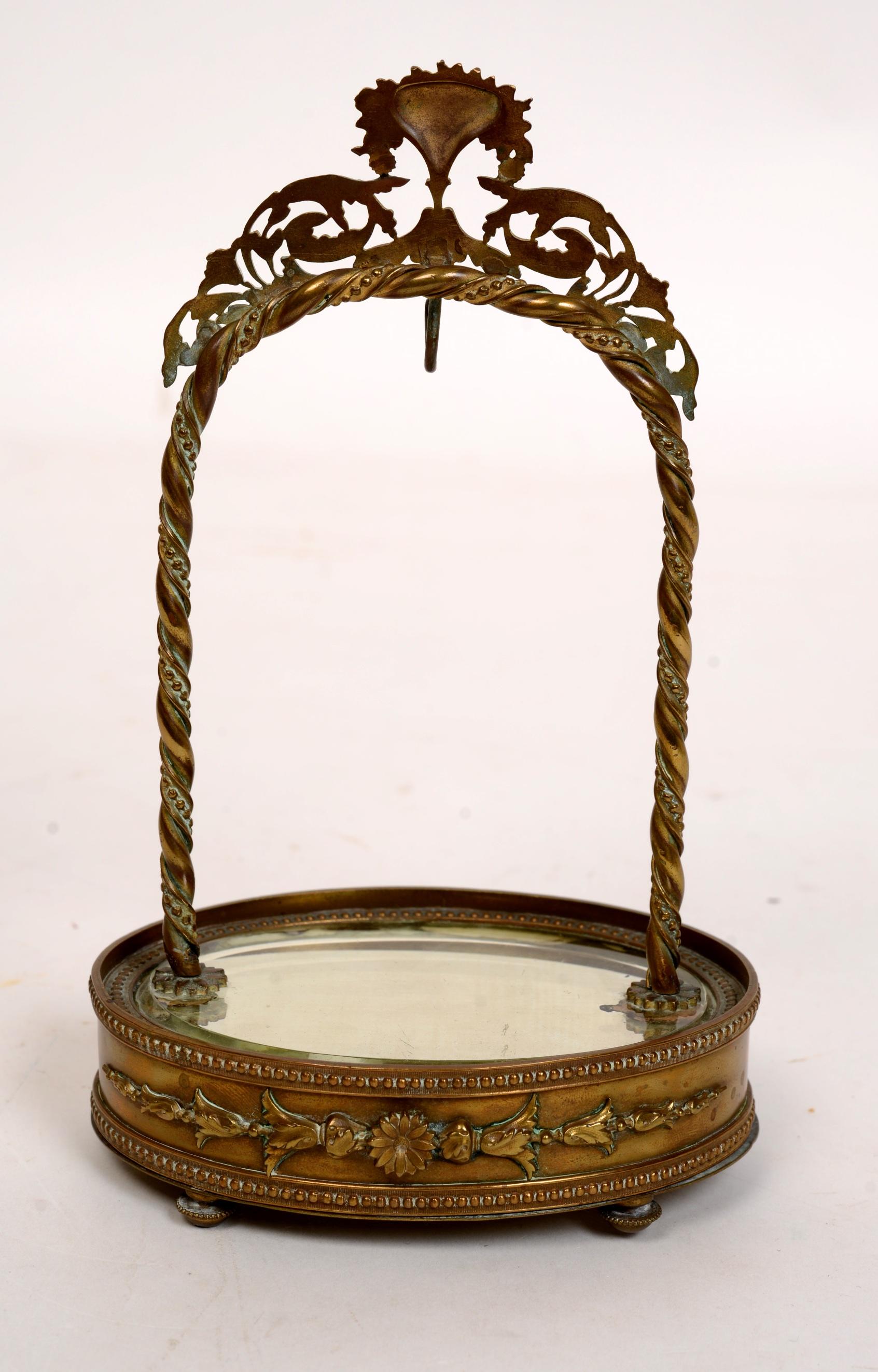 Doré porte-montre de poche ancien du 19ème siècle