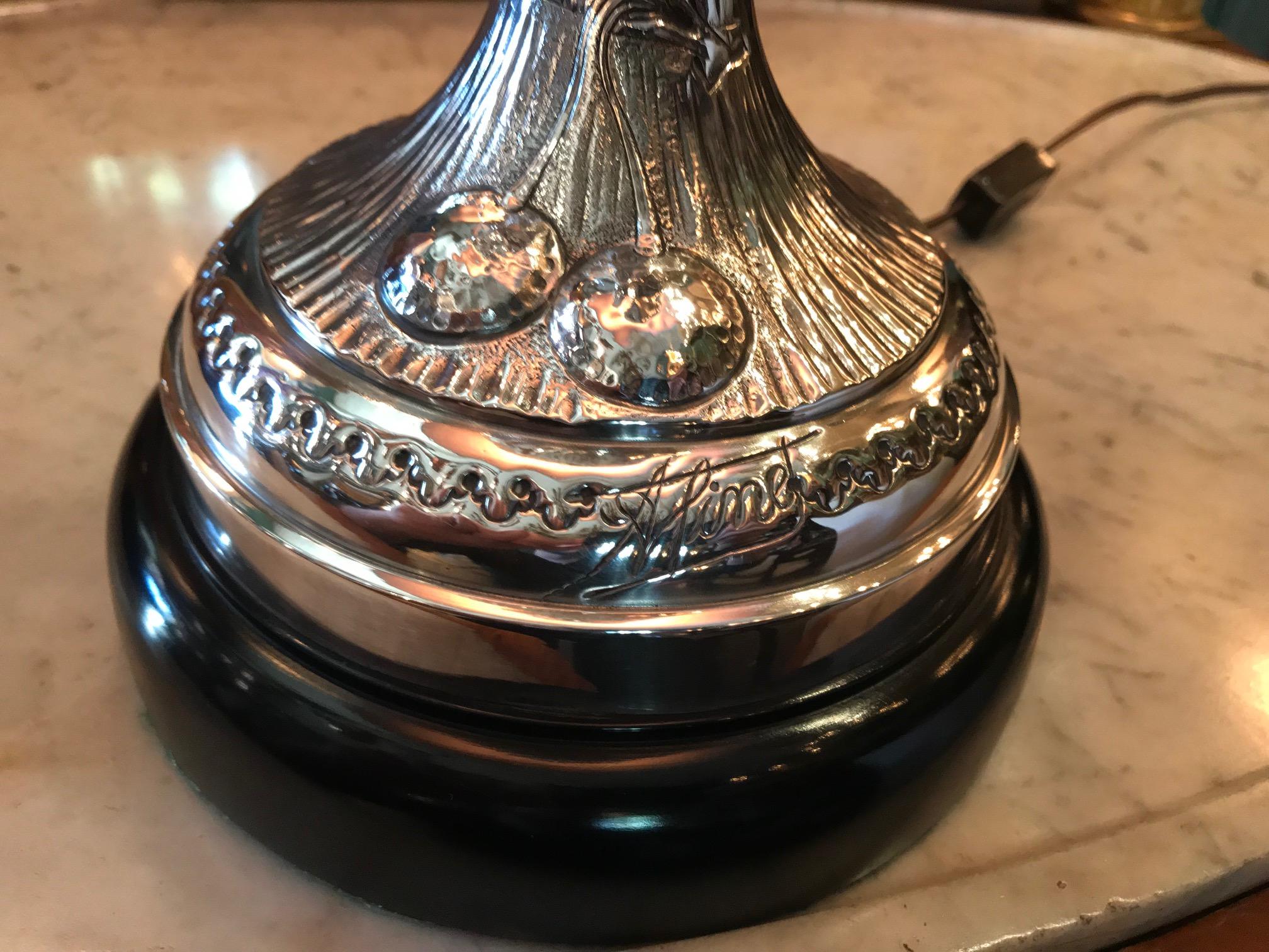 20ième siècle Lampe de bureau Art Nouveau Art Déco en forme d'urne en argent avec abat-jour ancien LA CA en vente