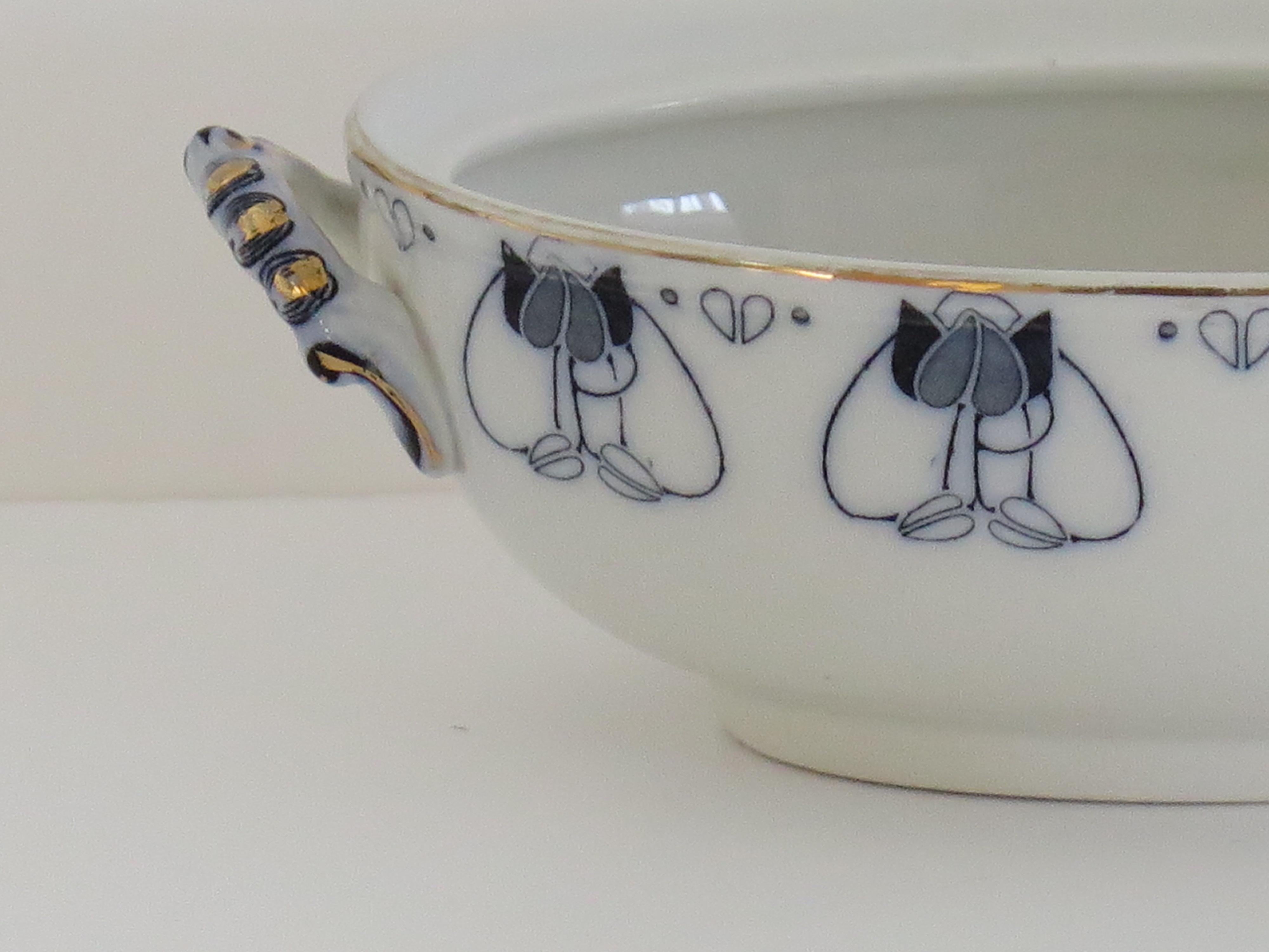 Poteries Soupière Tulipe bleue et blanche ART NOUVEAU du 19ème siècle, Keeling & Co, vers 1887 en vente