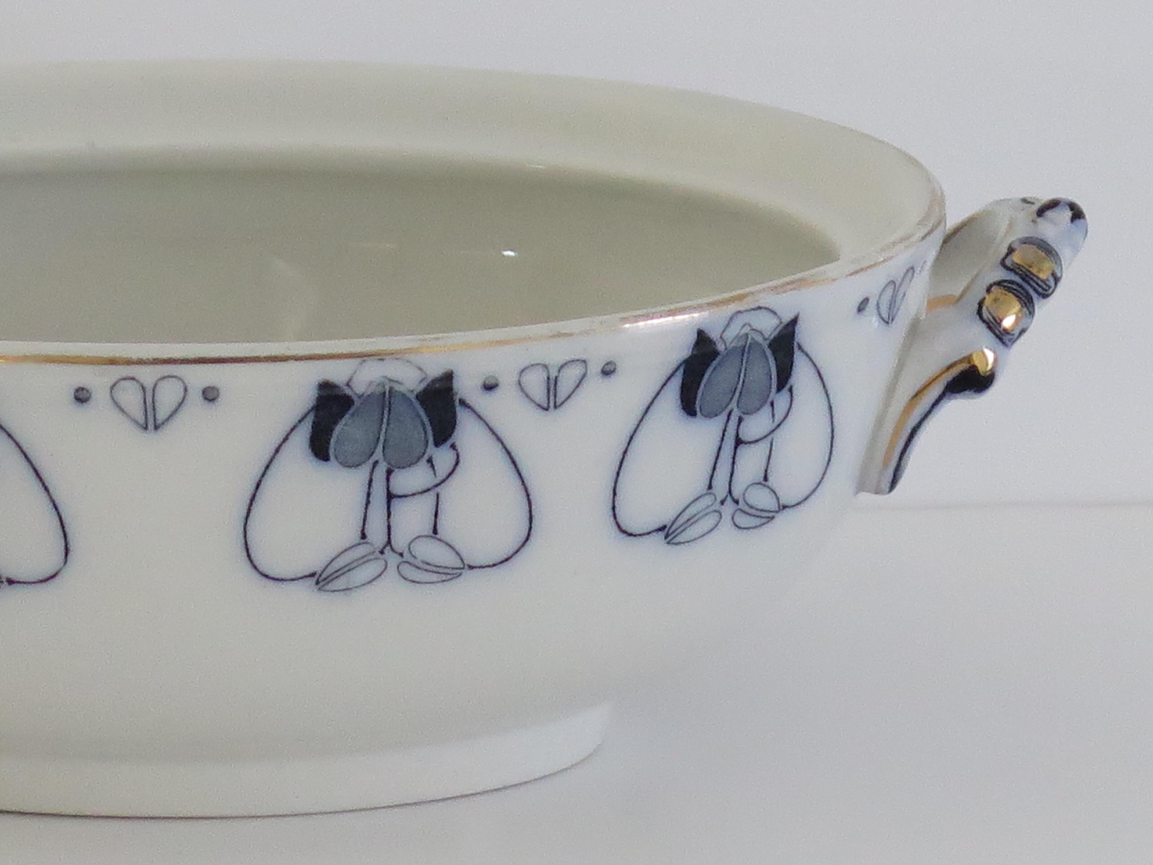 Soupière Tulipe bleue et blanche ART NOUVEAU du 19ème siècle, Keeling & Co, vers 1887 en vente 1