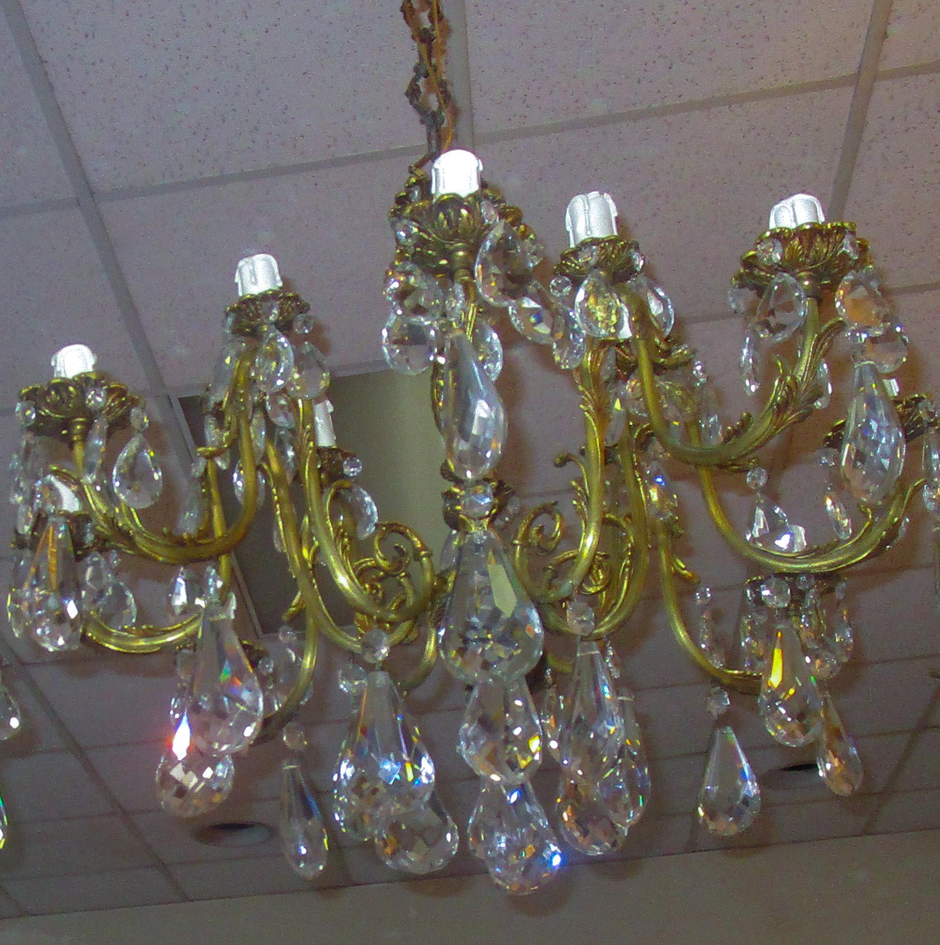 19th C Belle Epoque French Lead Crystal and Brass Sixteen Light Chandelier Pair For Sale 6