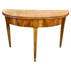 19e s. Console à plateau surélevé en noyer Biedermeier
