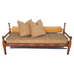 19th C Birdseye Maple Daybed/Settee