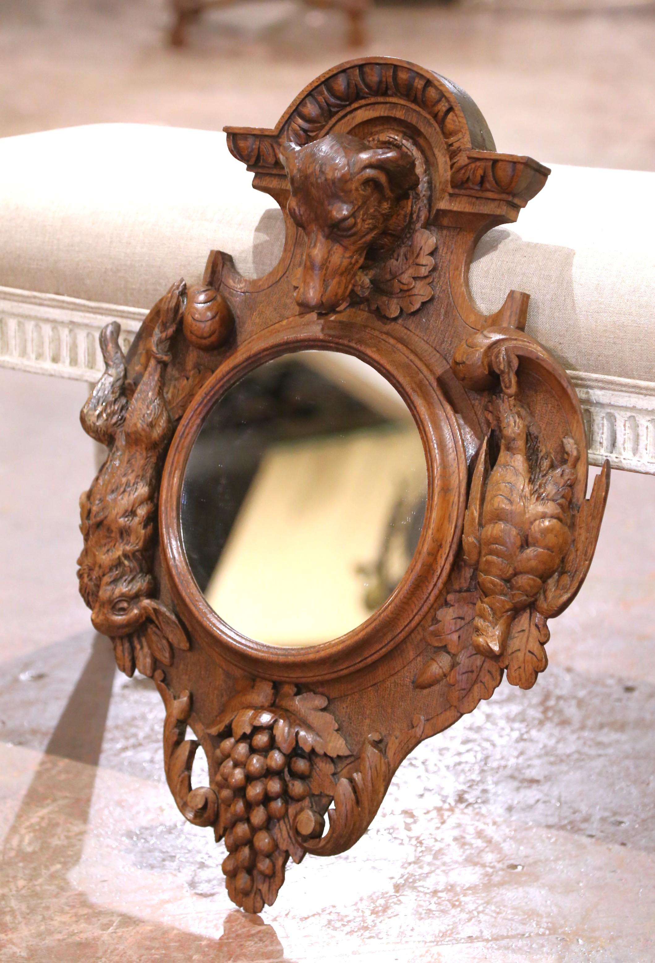 19th C. Black Forest Carved Walnut Hunt Mirror with Dog, Game, and Grapes In Excellent Condition For Sale In Dallas, TX