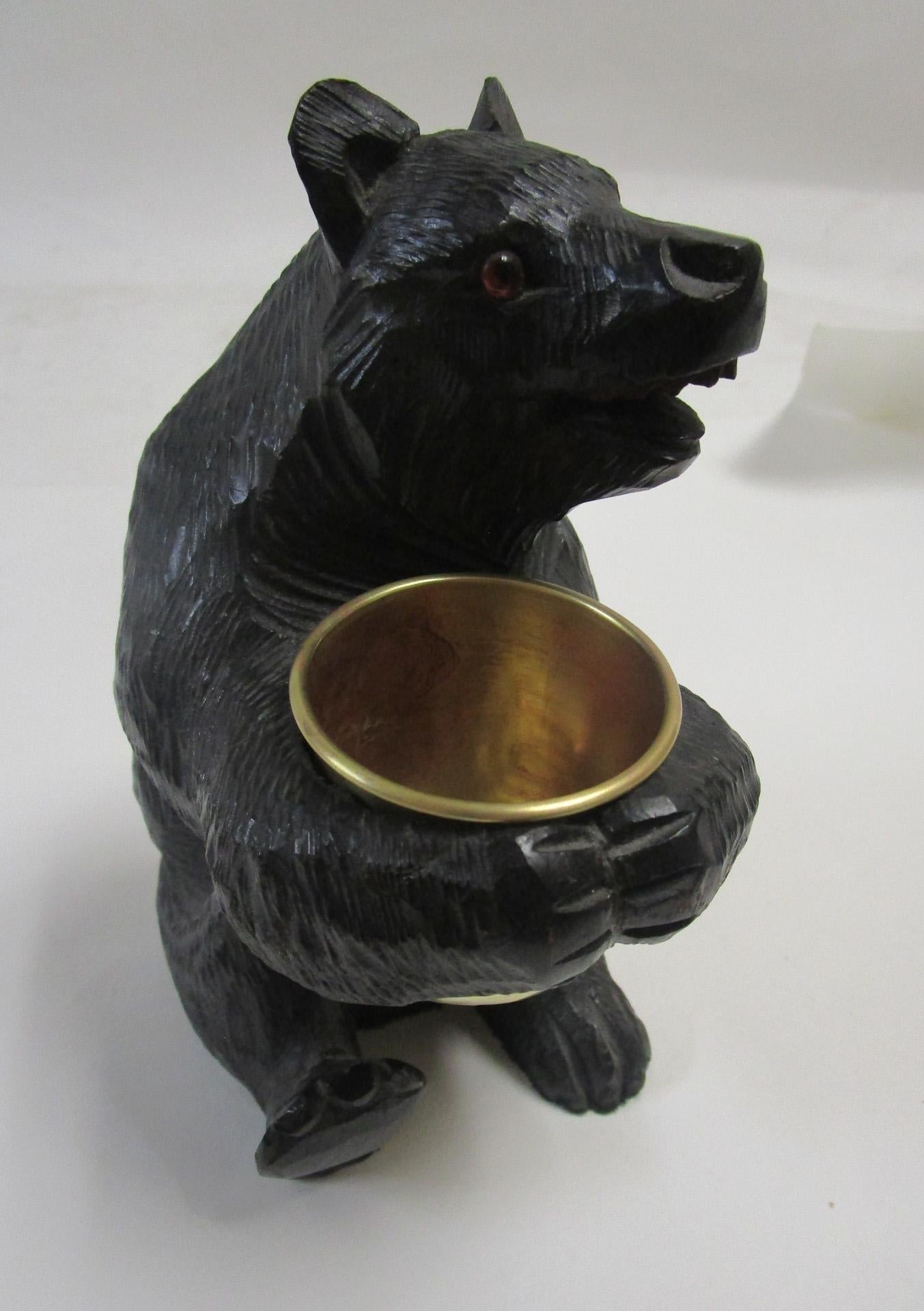 19th C Black Forest Hand-Carved Swiss Brienz Bear with Brass Holder For Sale 2