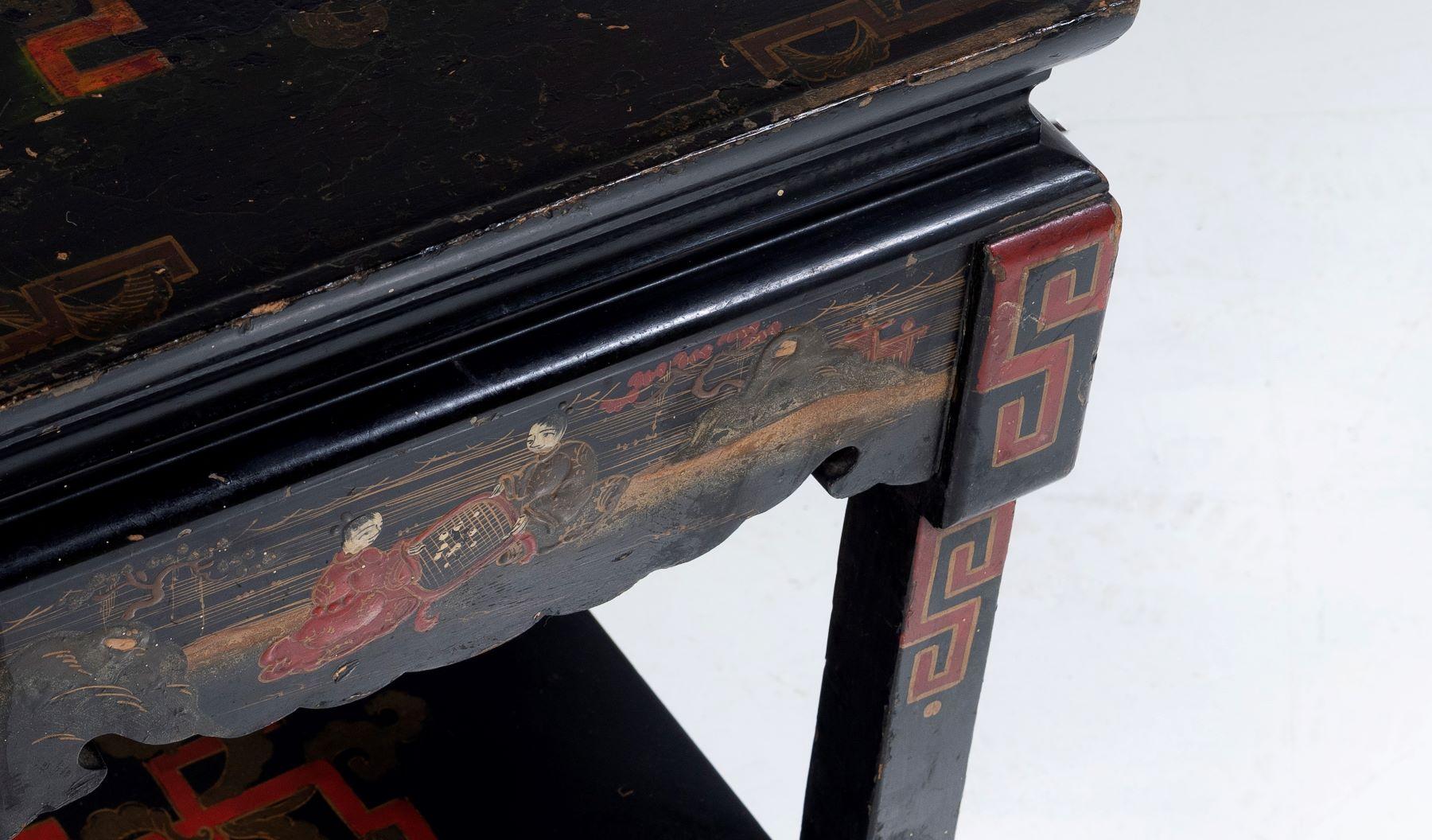 19th C. Black Lacquered Chinese Oriental Decorative Chinoiserie Occasional Table 3