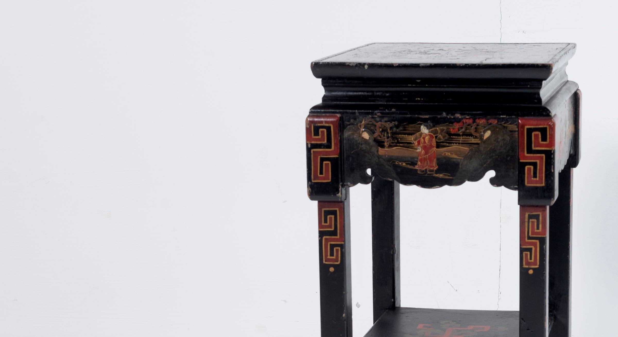 19th Century 19th C. Black Lacquered Chinese Oriental Decorative Chinoiserie Occasional Table