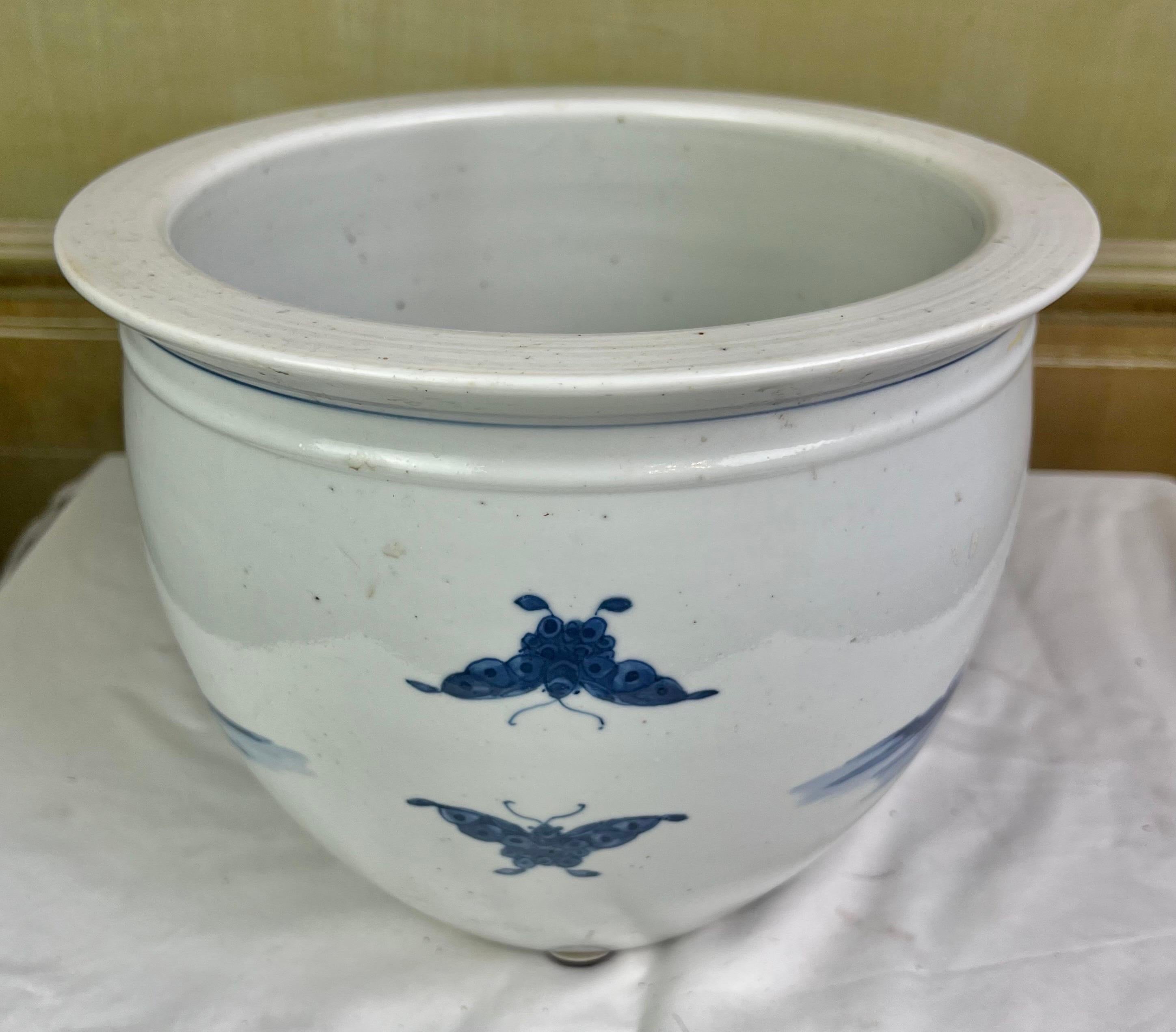 19th Century 19th C. Blue & White Chinese Export Planter For Sale