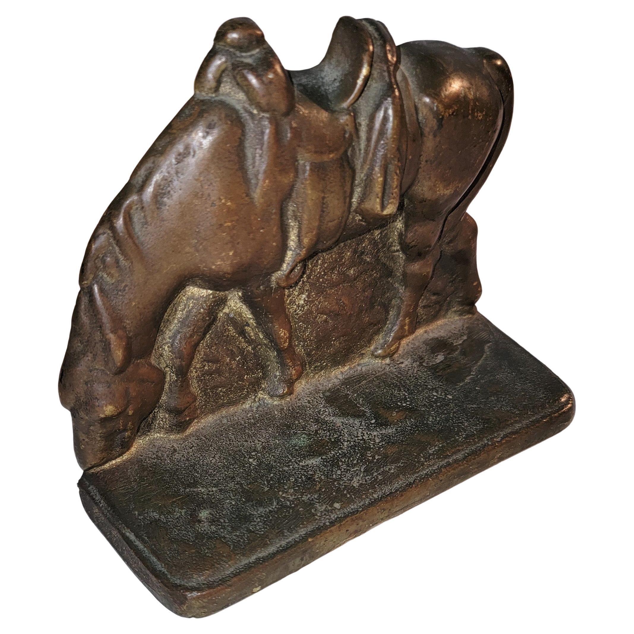 Américain Paire de serre-livres en bronze représentant des chevaux, XIXe siècle en vente