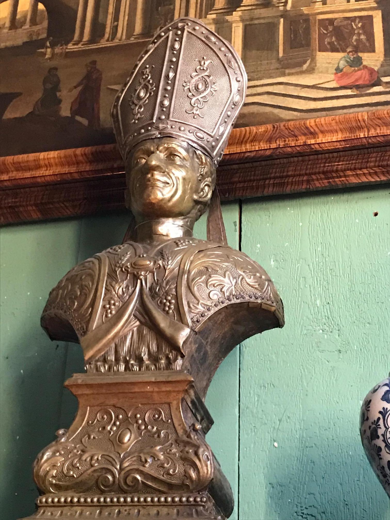 Bust Pope Gilt Metal Bust on Hand Carved Wood Base Sculpture Antique Dealer LA For Sale 2