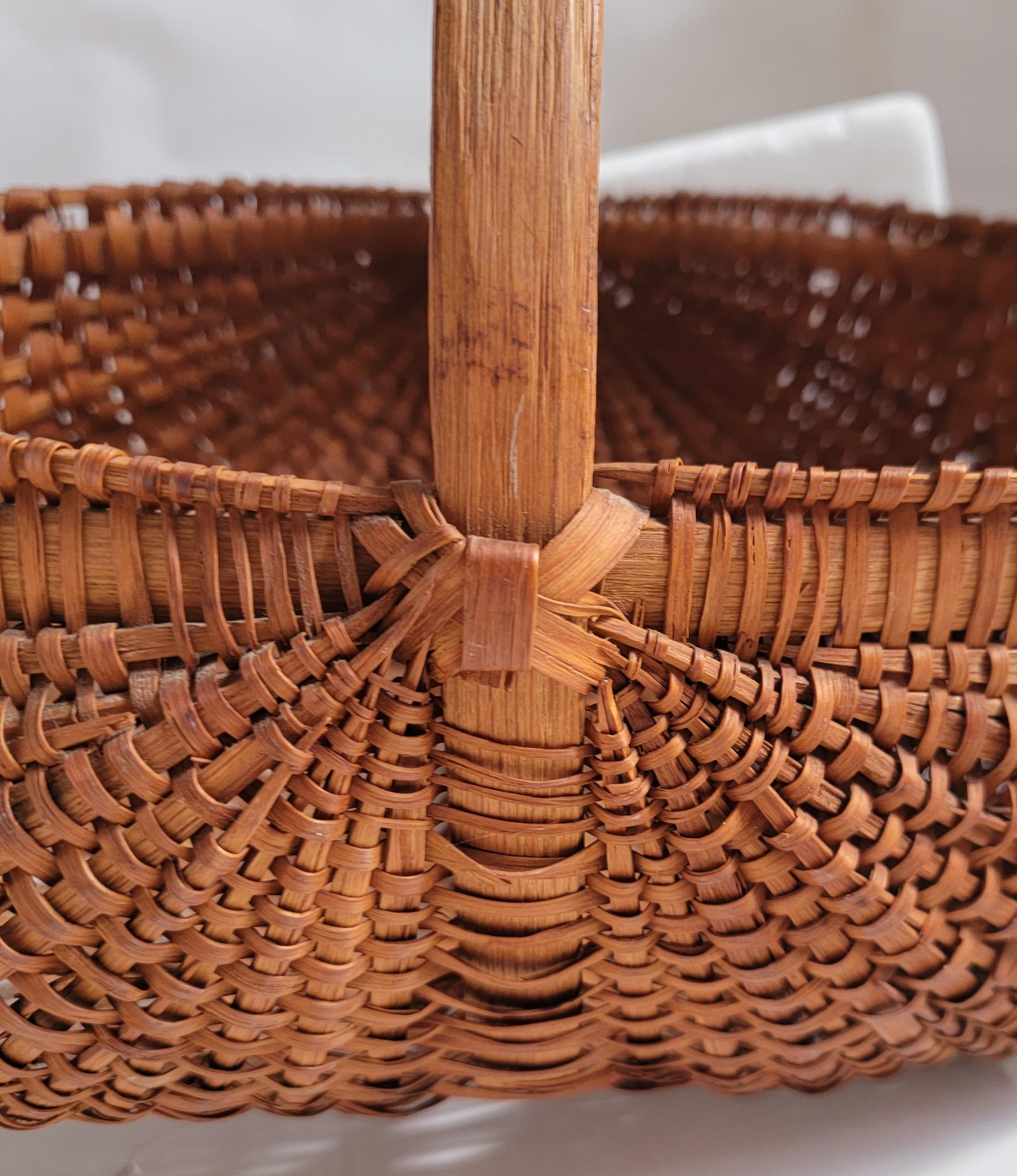 19th C Buttock Baskets from Pennsylvania, Pair For Sale 5