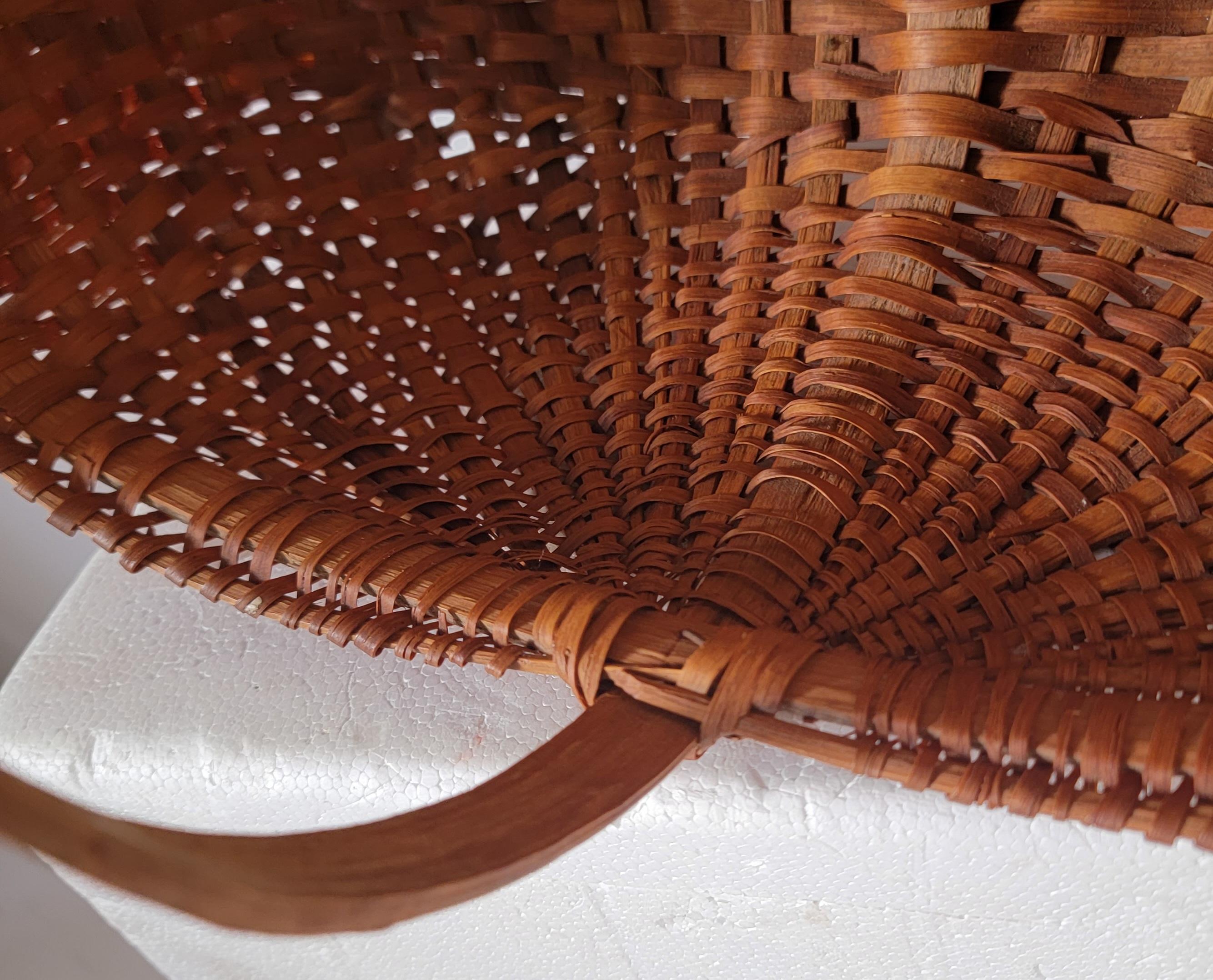 19th C Buttock Baskets from Pennsylvania, Pair For Sale 4