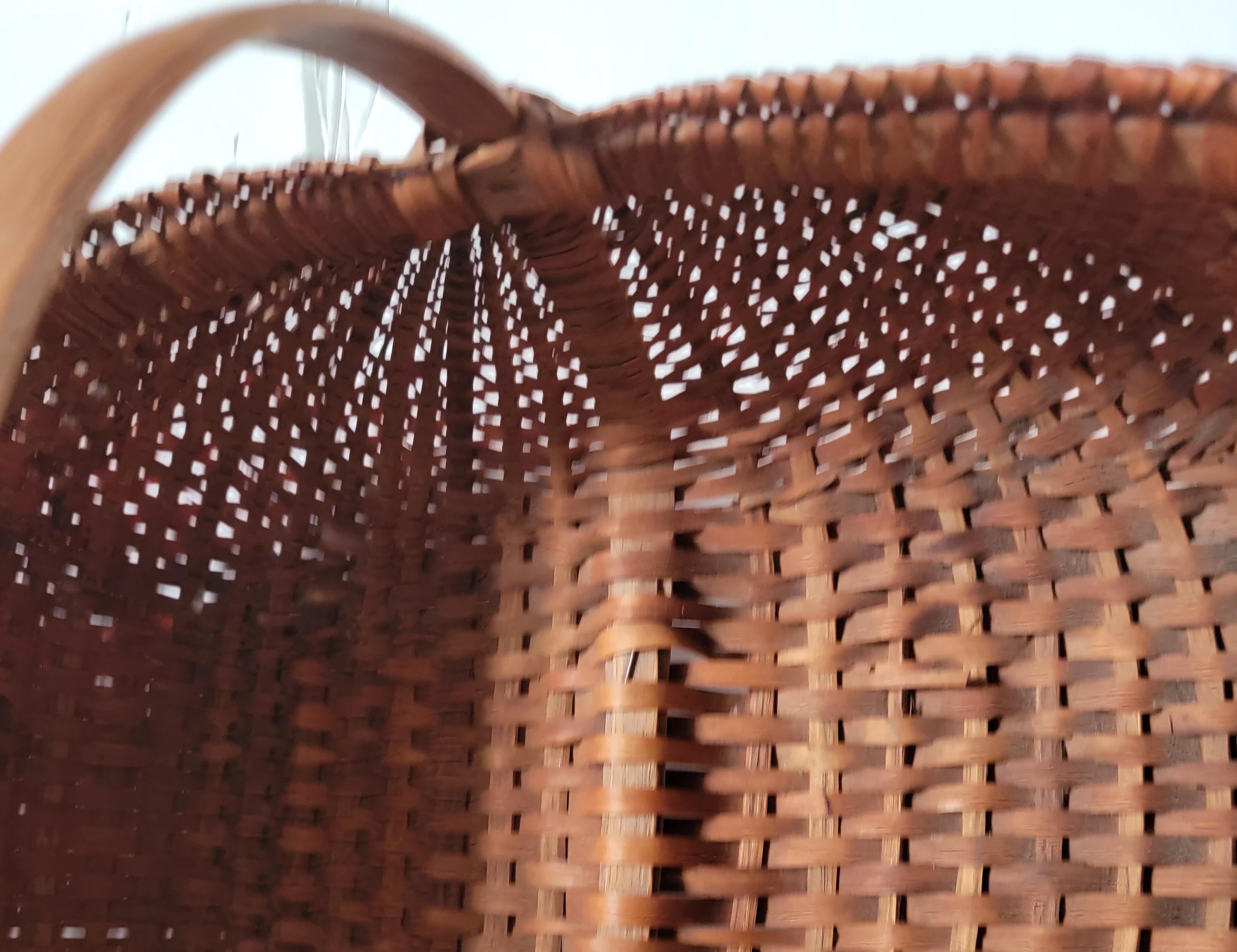 19th C Buttock Baskets from Pennsylvania, Pair For Sale 5