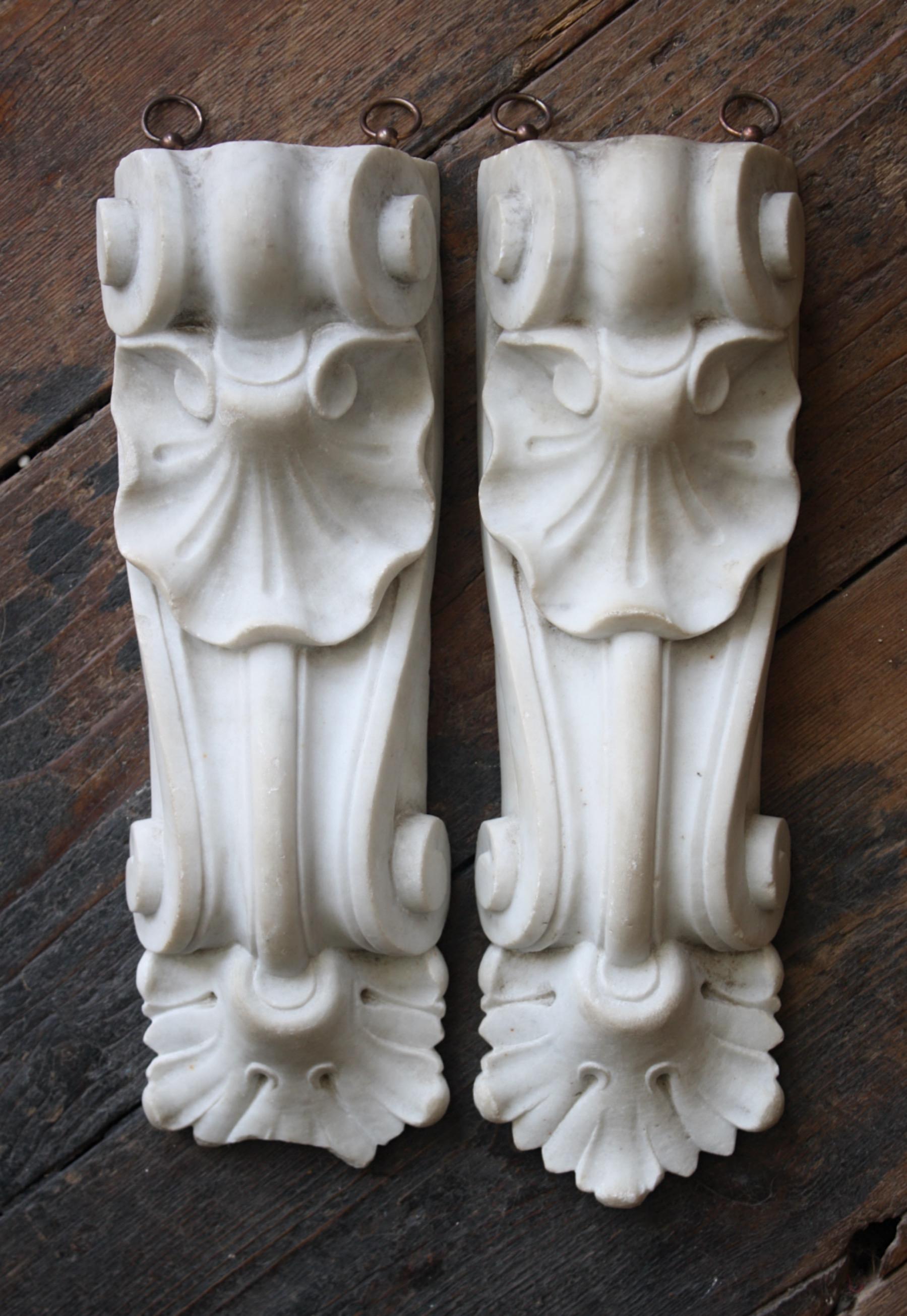 19th C Carved Pair of Marble Decorative Architectural Corbel Elements  In Good Condition In Lowestoft, GB