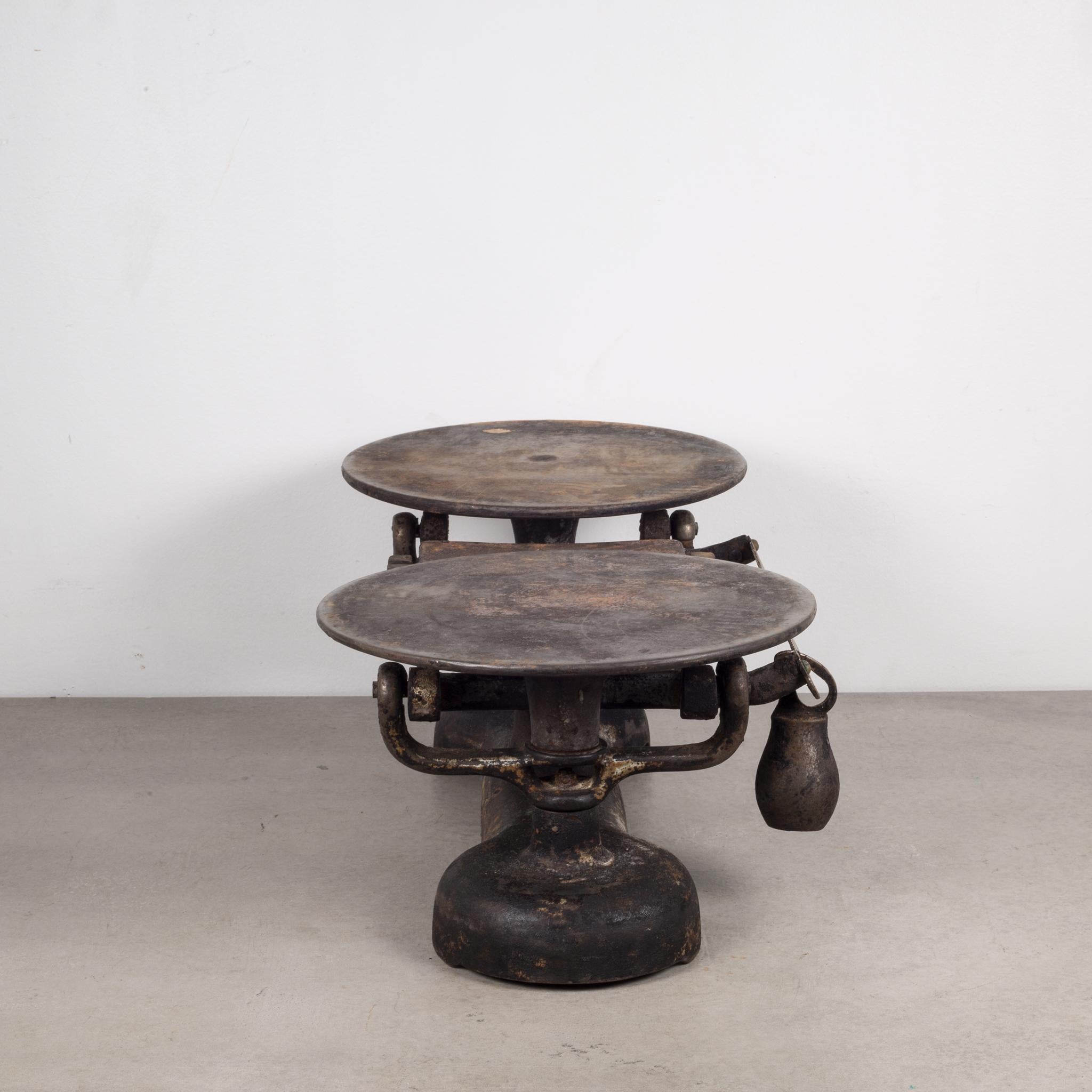 19th Century Cast Iron Balance Scale, circa 1800s In Excellent Condition In San Francisco, CA