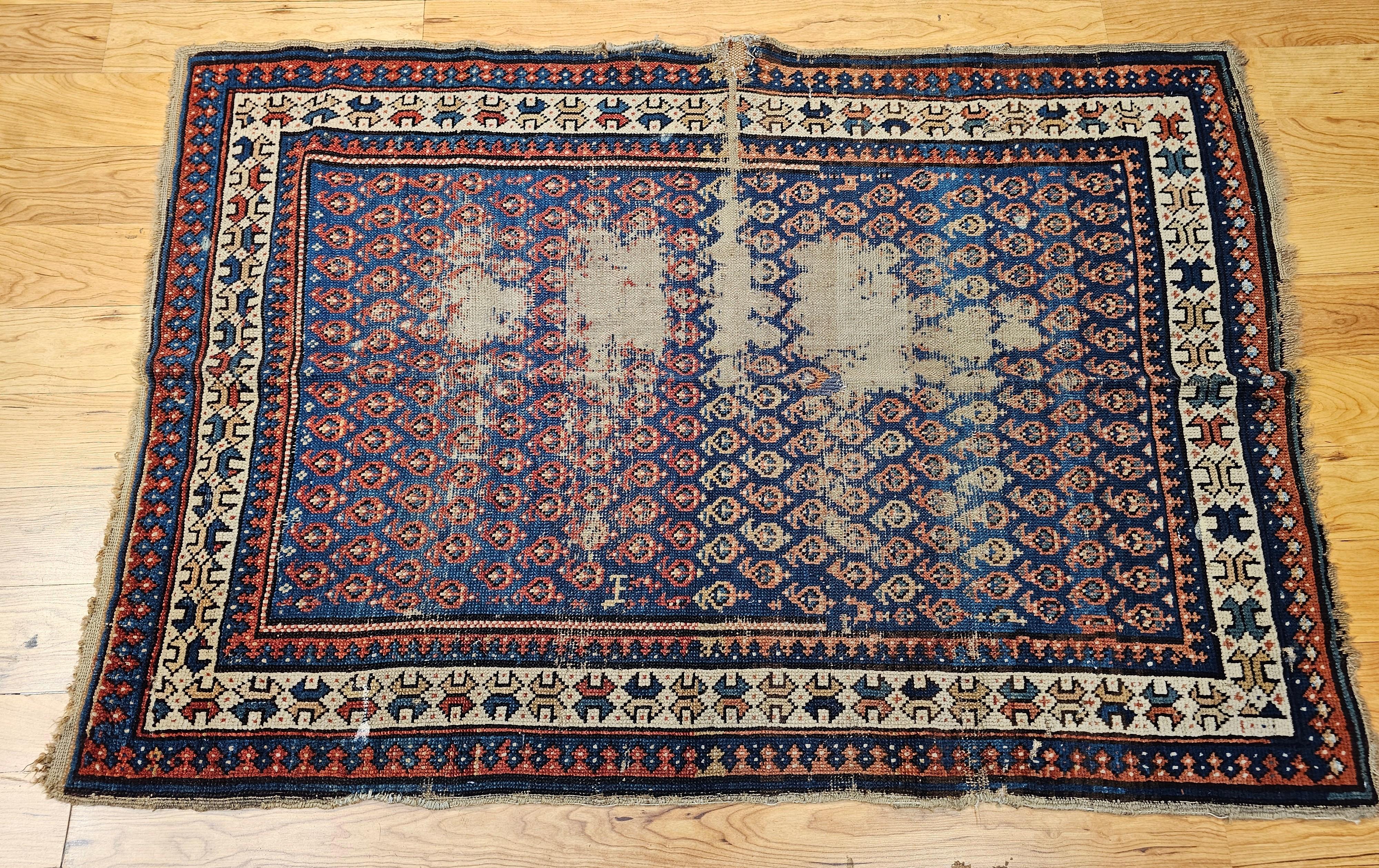 Tappeto Shirvan caucasico del XIX secolo con disegno Paisley, blu francese e avorio in vendita 5