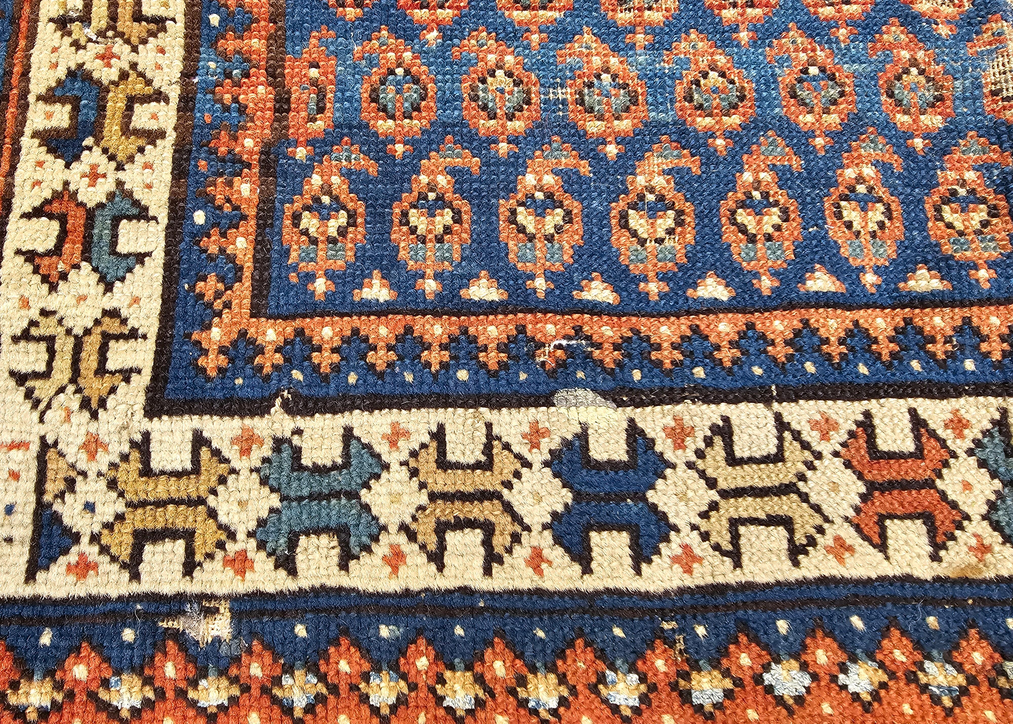 Lana Tappeto Shirvan caucasico del XIX secolo con disegno Paisley, blu francese e avorio in vendita