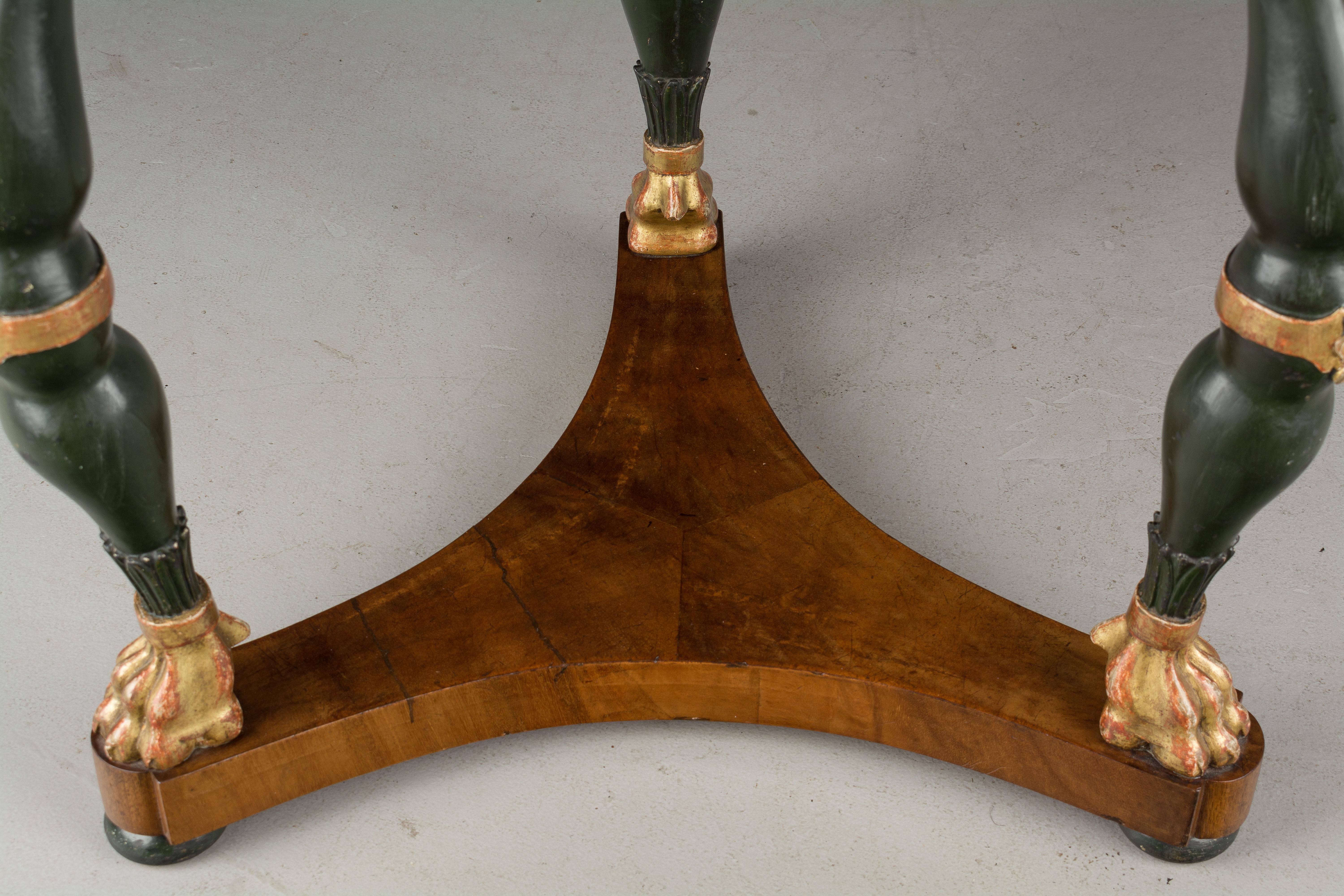 19th Century Charles X Walnut Guéridon or Centre Table For Sale 2