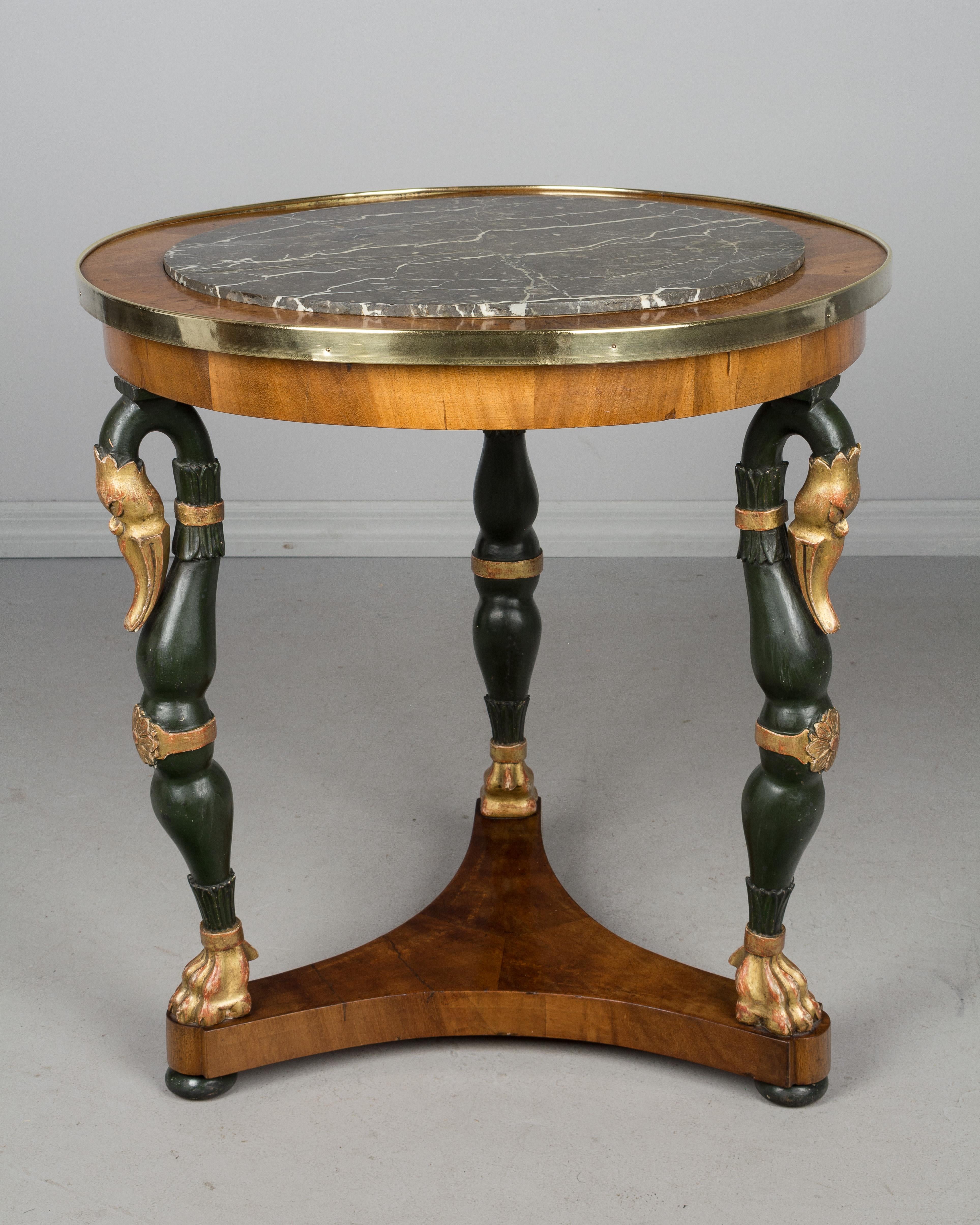 19th Century Charles X Walnut Guéridon or Centre Table For Sale 3