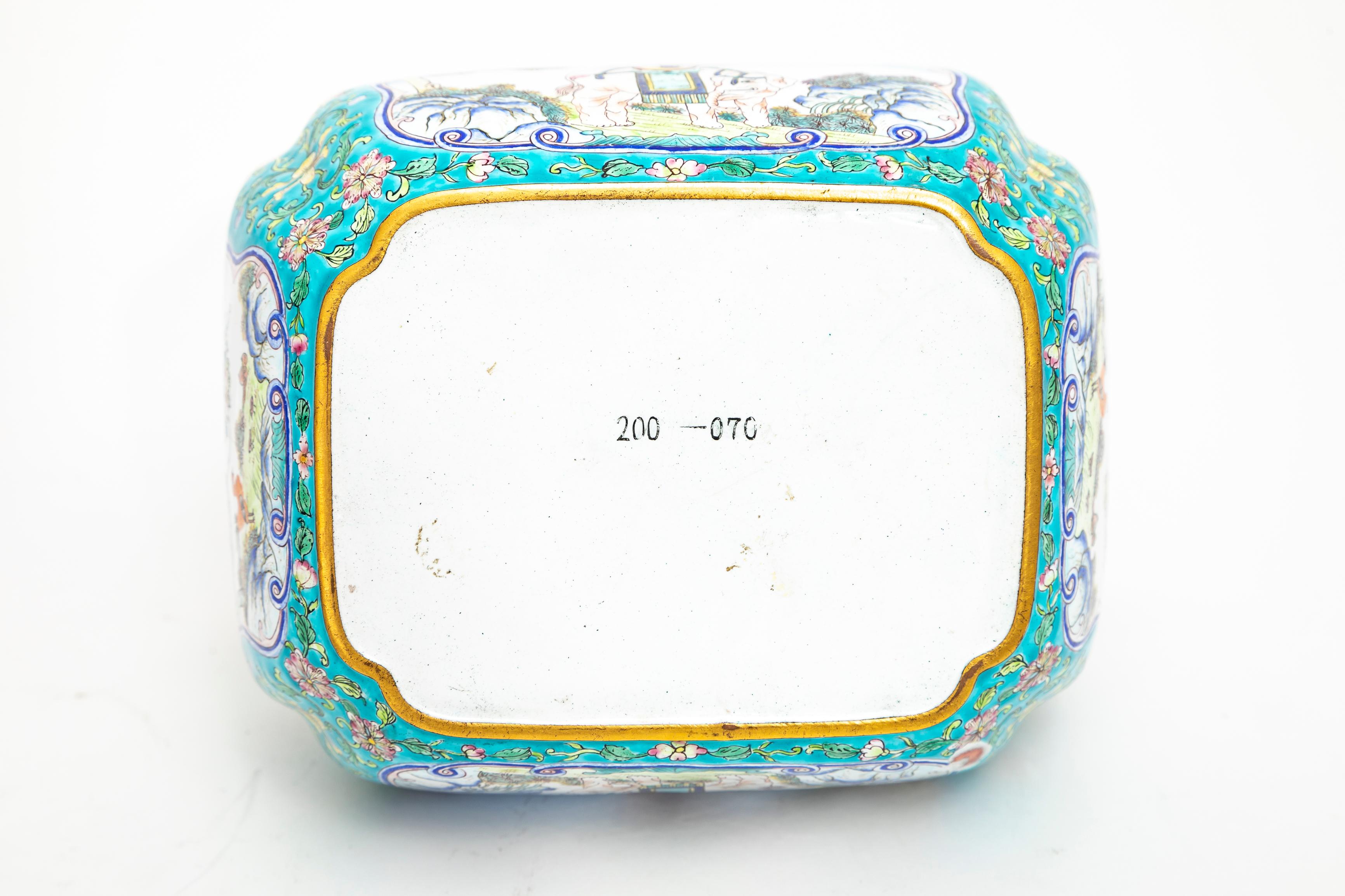19th C. Chinese Canton Enamel Gilt Bronze Mounted Hand-Warmer w/ Double Handle For Sale 8