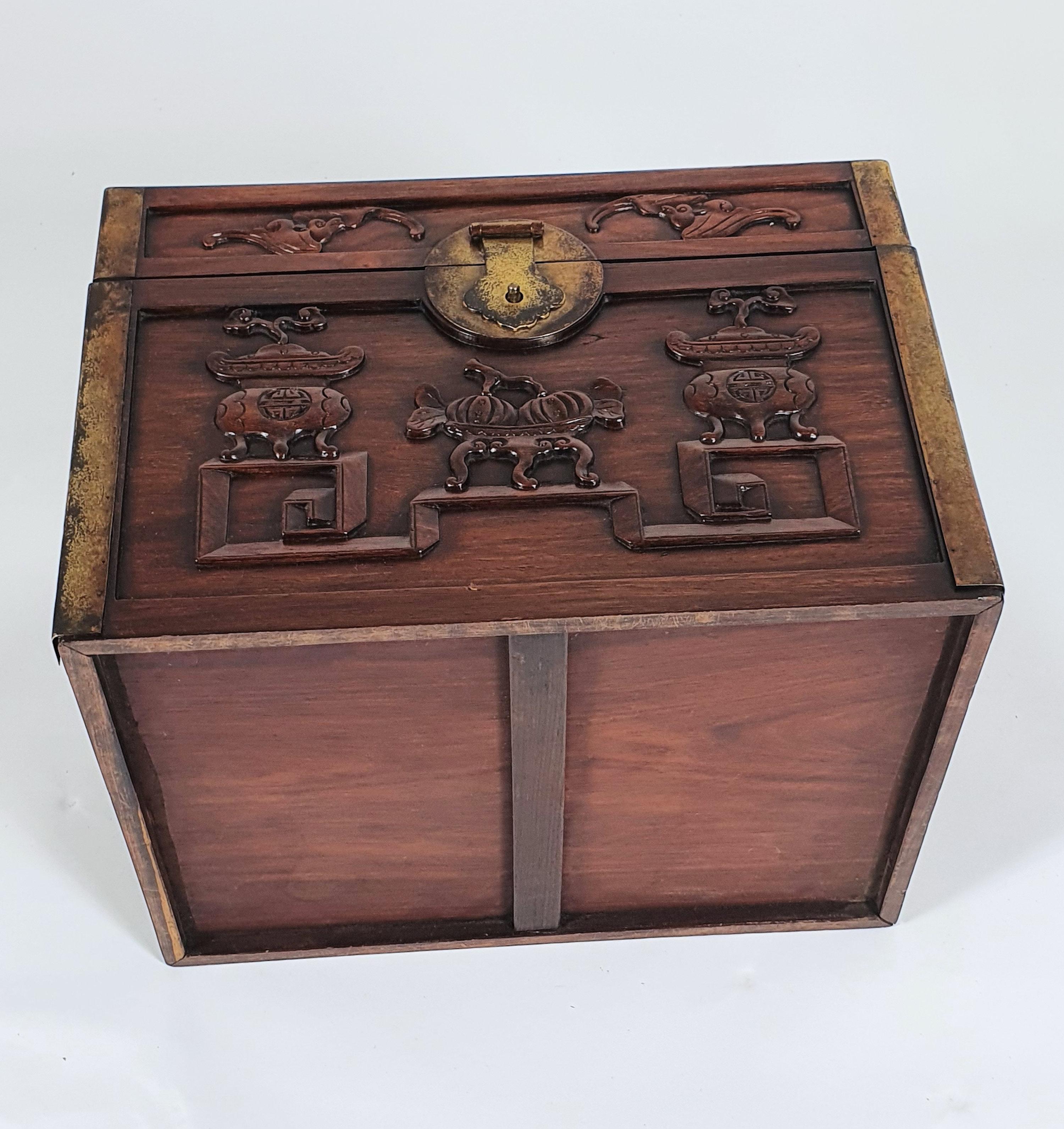 19th Century Chinese Carved Hardwood Documents Box For Sale 5