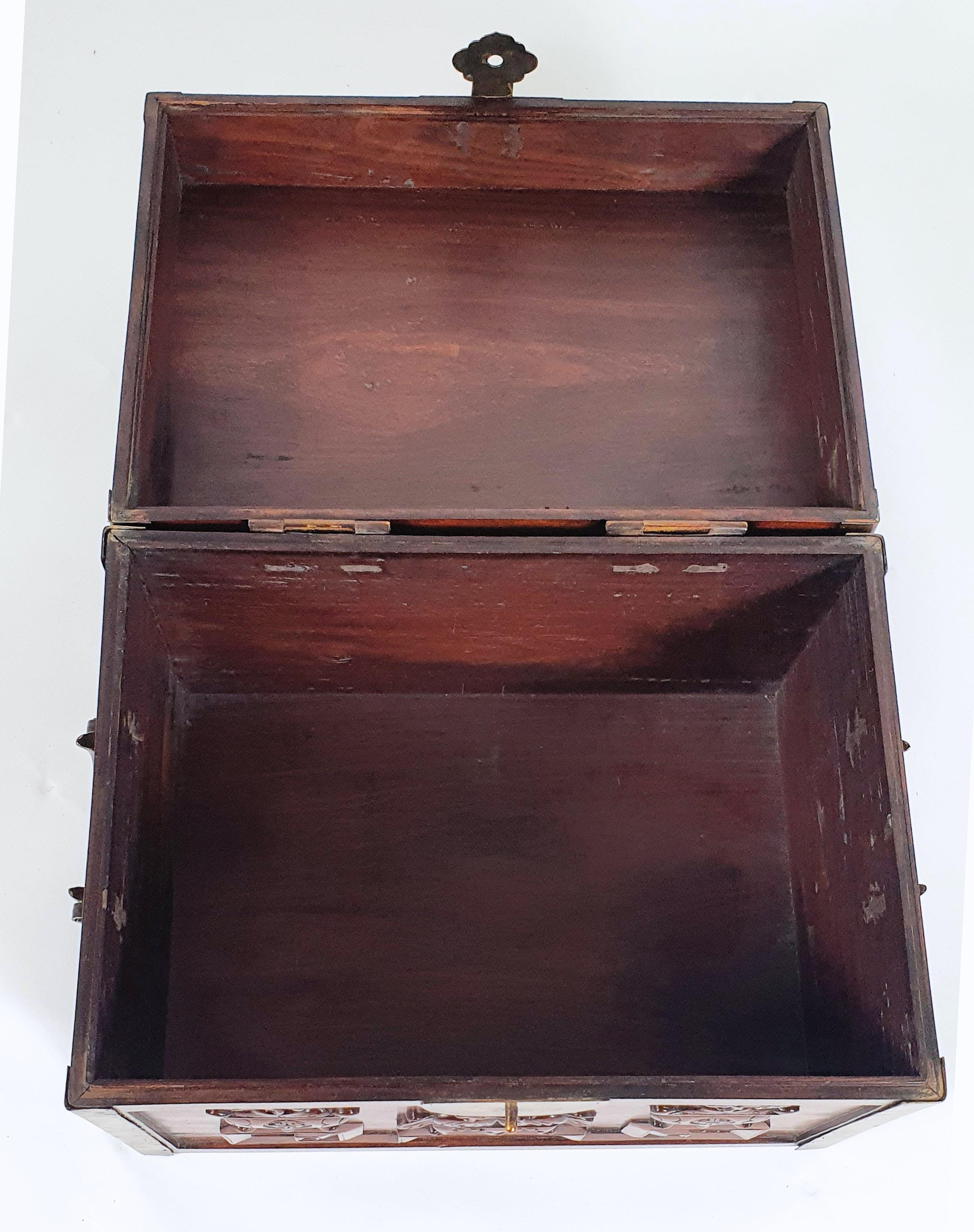19th Century Chinese Carved Hardwood Documents Box For Sale 2