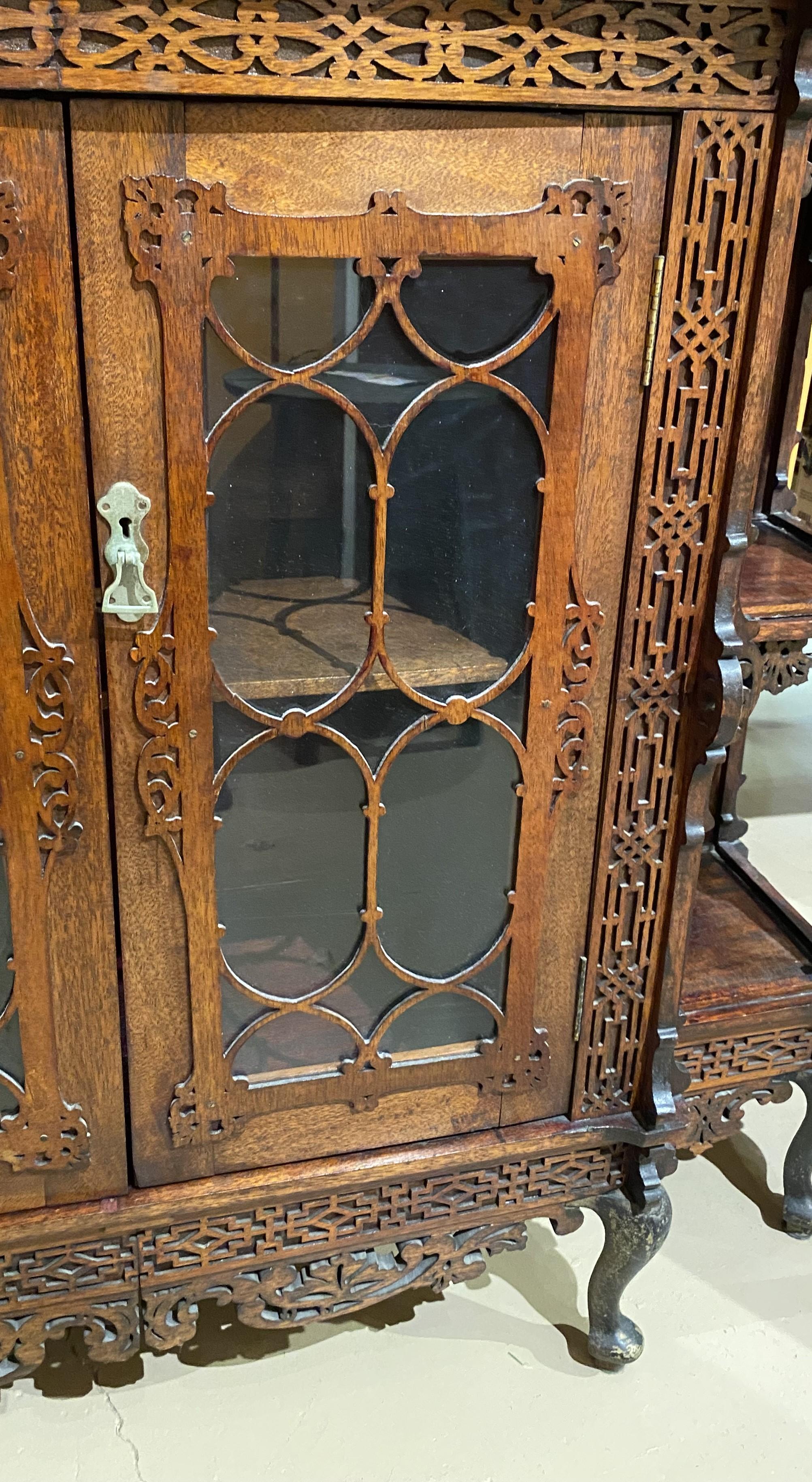 19th c Chinese Chippendale Style Mahogany Cabinet Étagère, Probably New Zealand For Sale 3